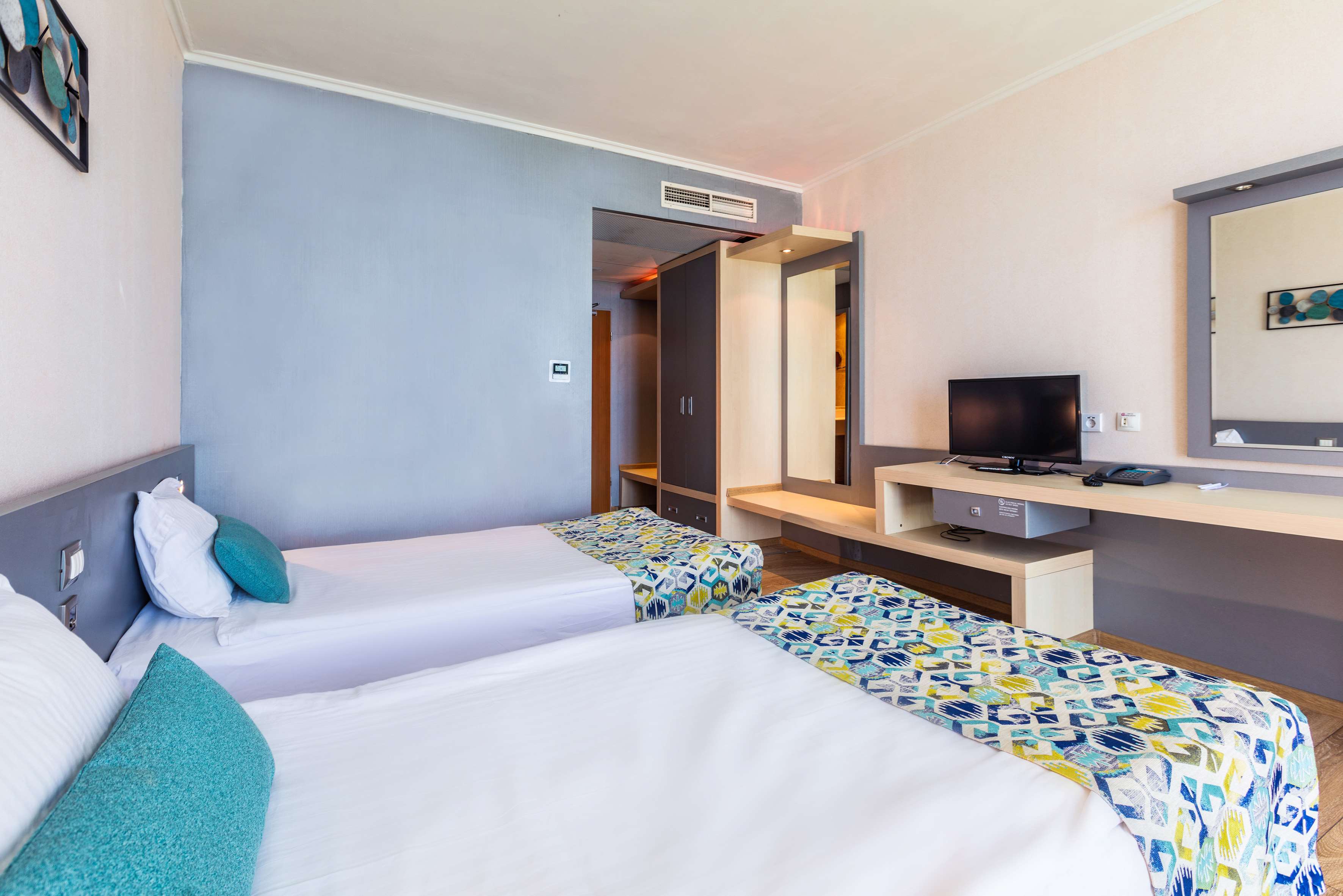 Hotel Marina Palace Affiliated by Meliá Hotel Marina Palace Affiliated by Meliá