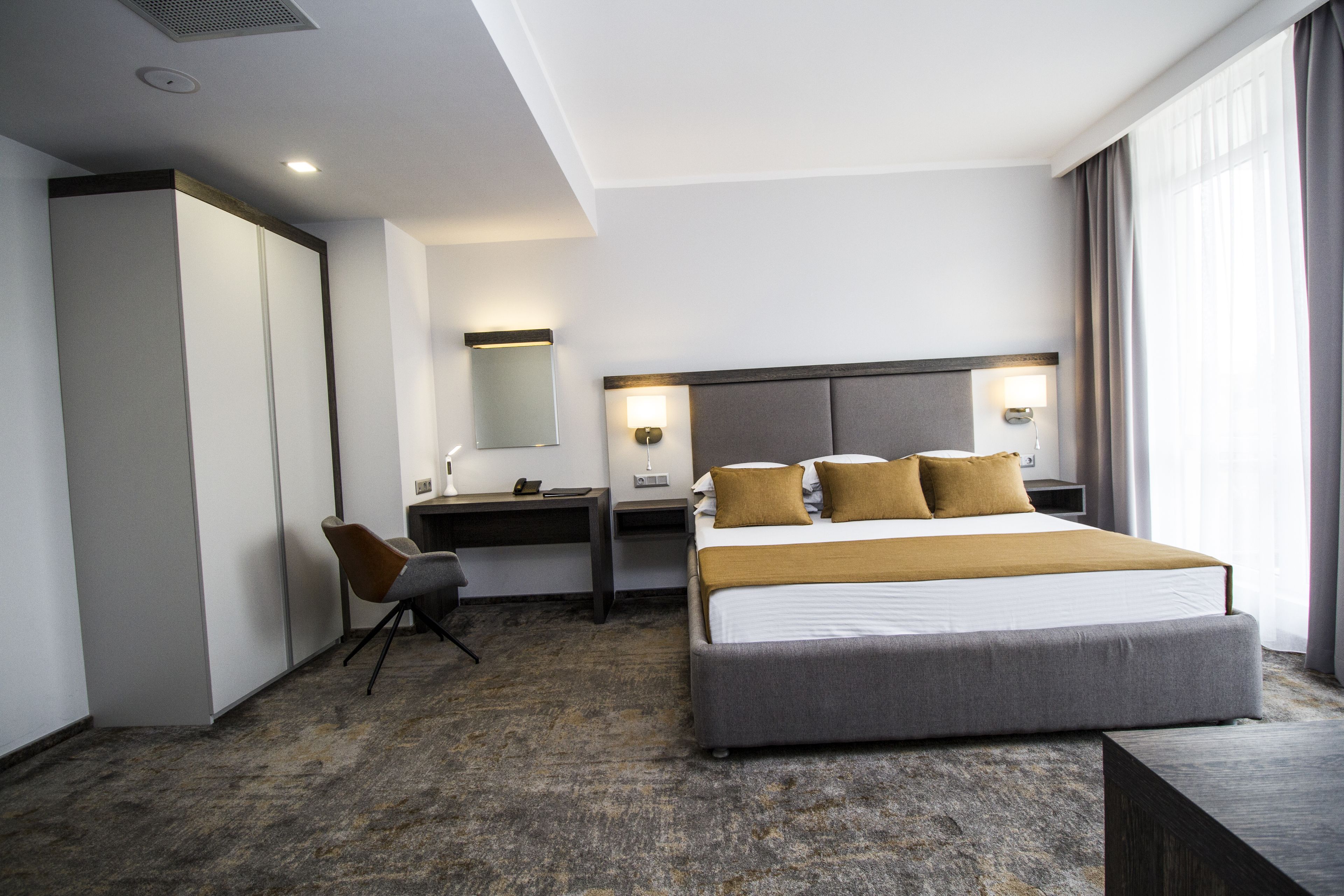 Best Western PLUS Premium Inn & Casino