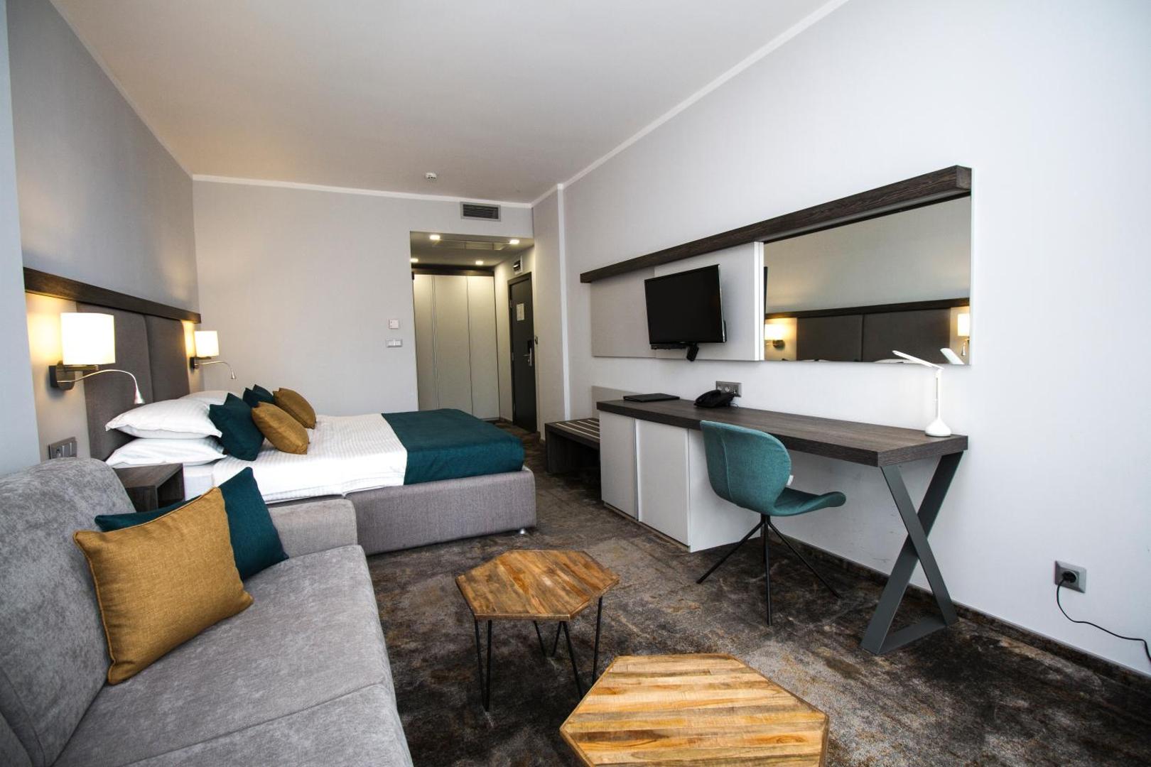 Best Western PLUS Premium Inn & Casino