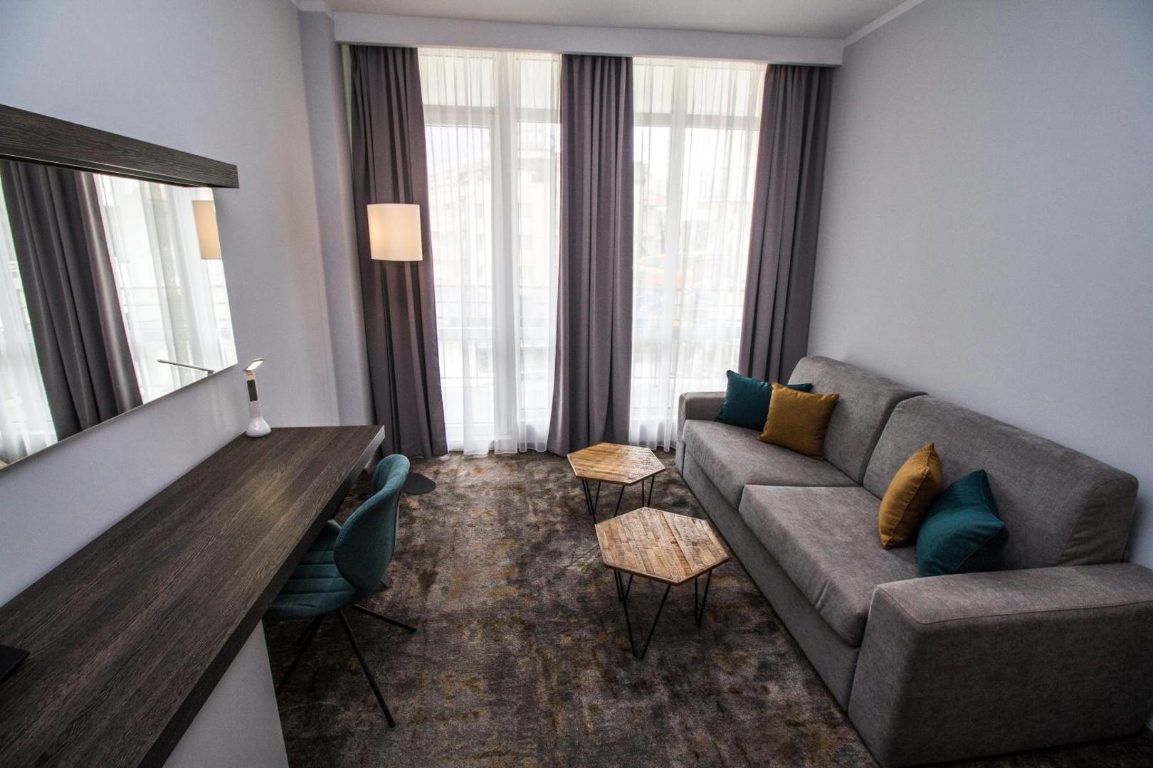 Best Western PLUS Premium Inn & Casino