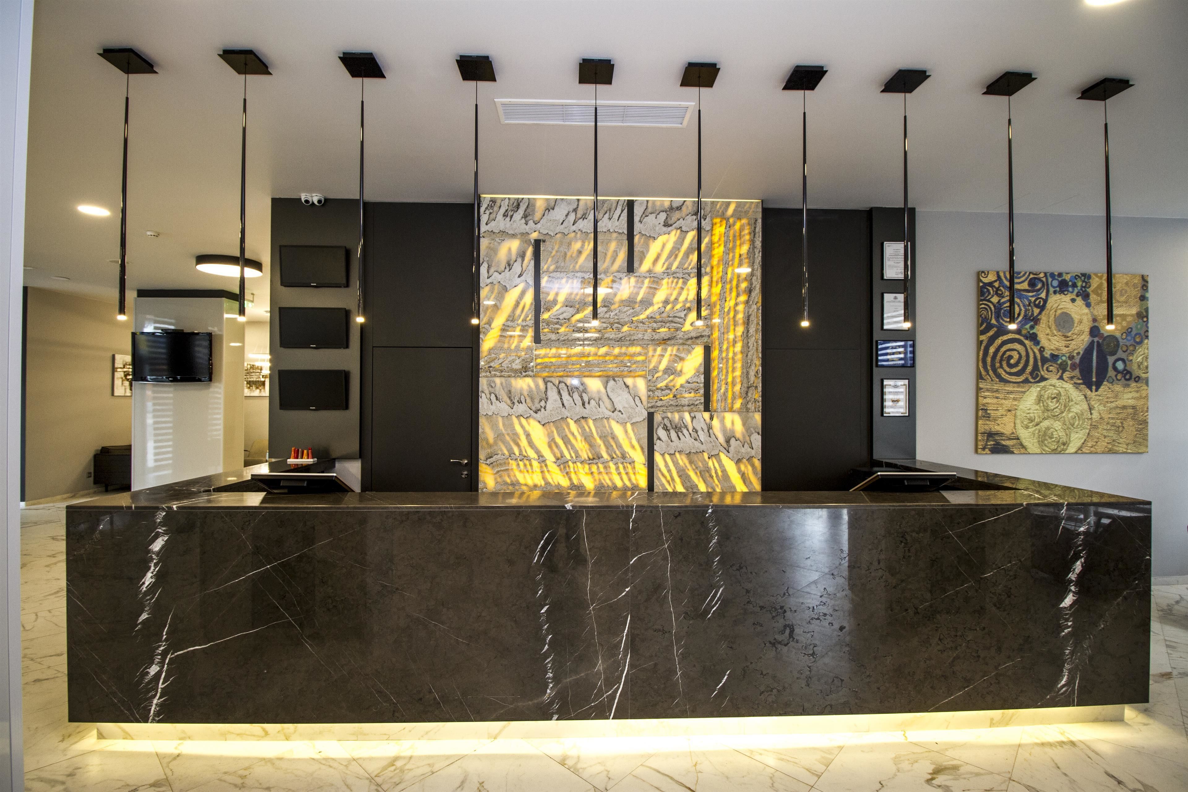 Best Western PLUS Premium Inn & Casino