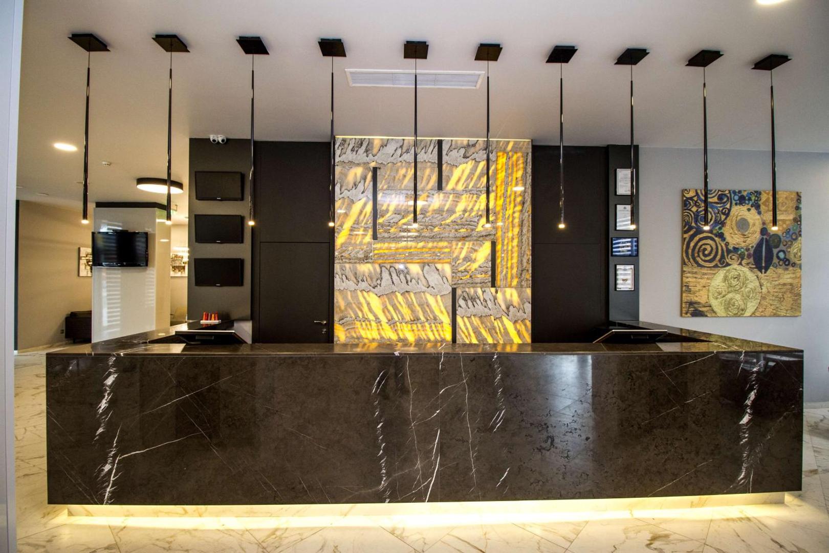 Best Western PLUS Premium Inn & Casino