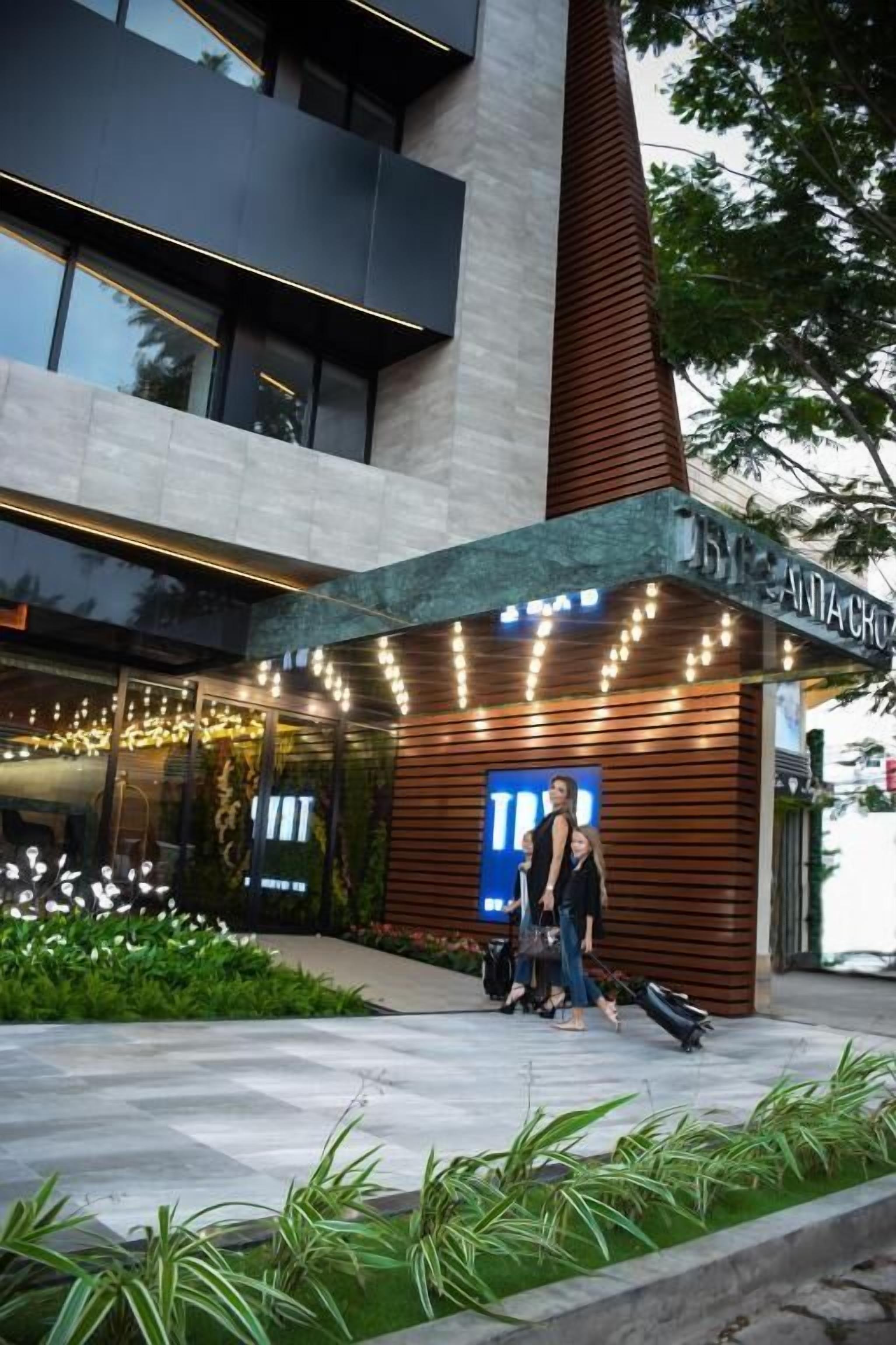 TRYP by Wyndham Santa Cruz TRYP by Wyndham Santa Cruz