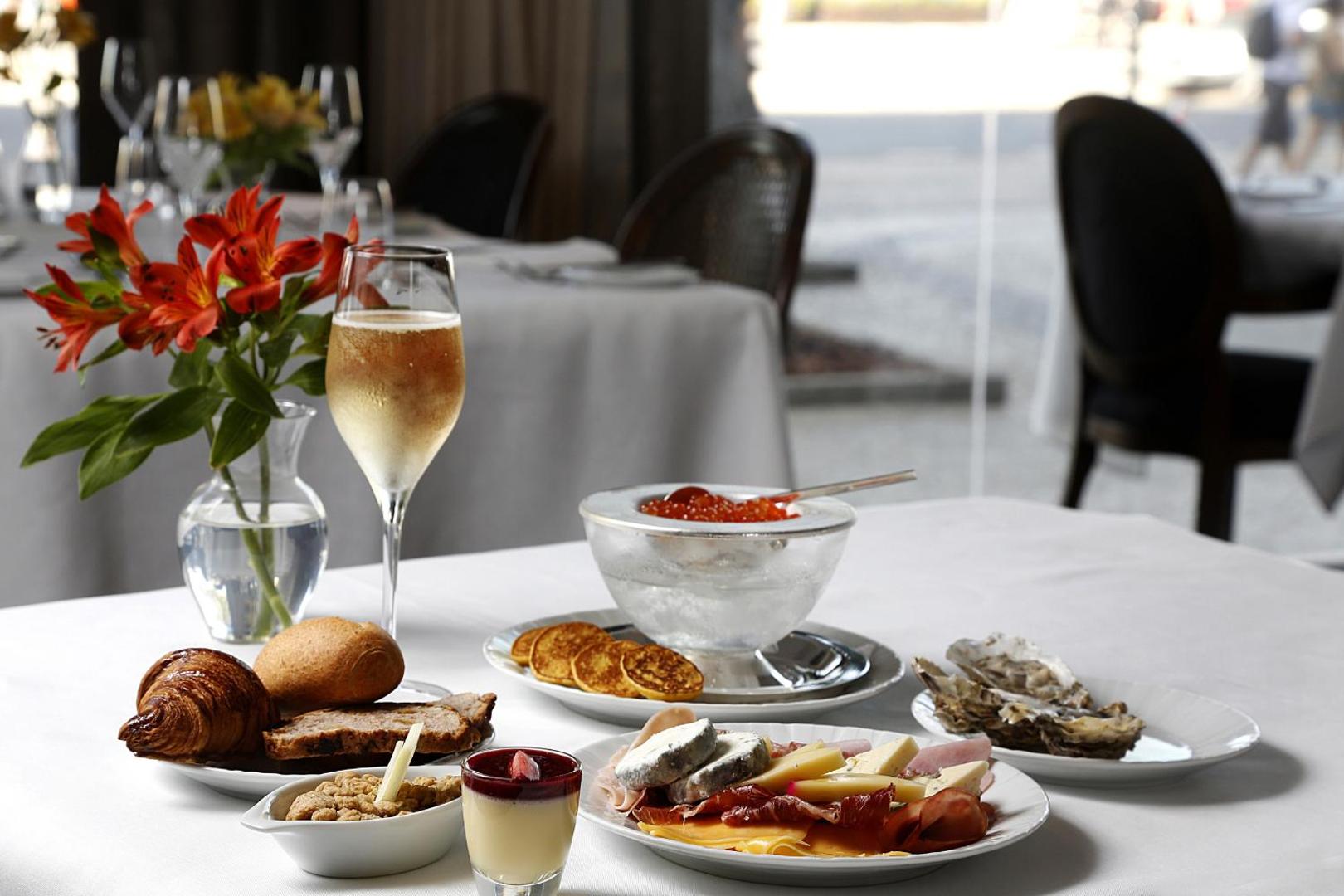 Miramar Hotel by Windsor Miramar Hotel by Windsor