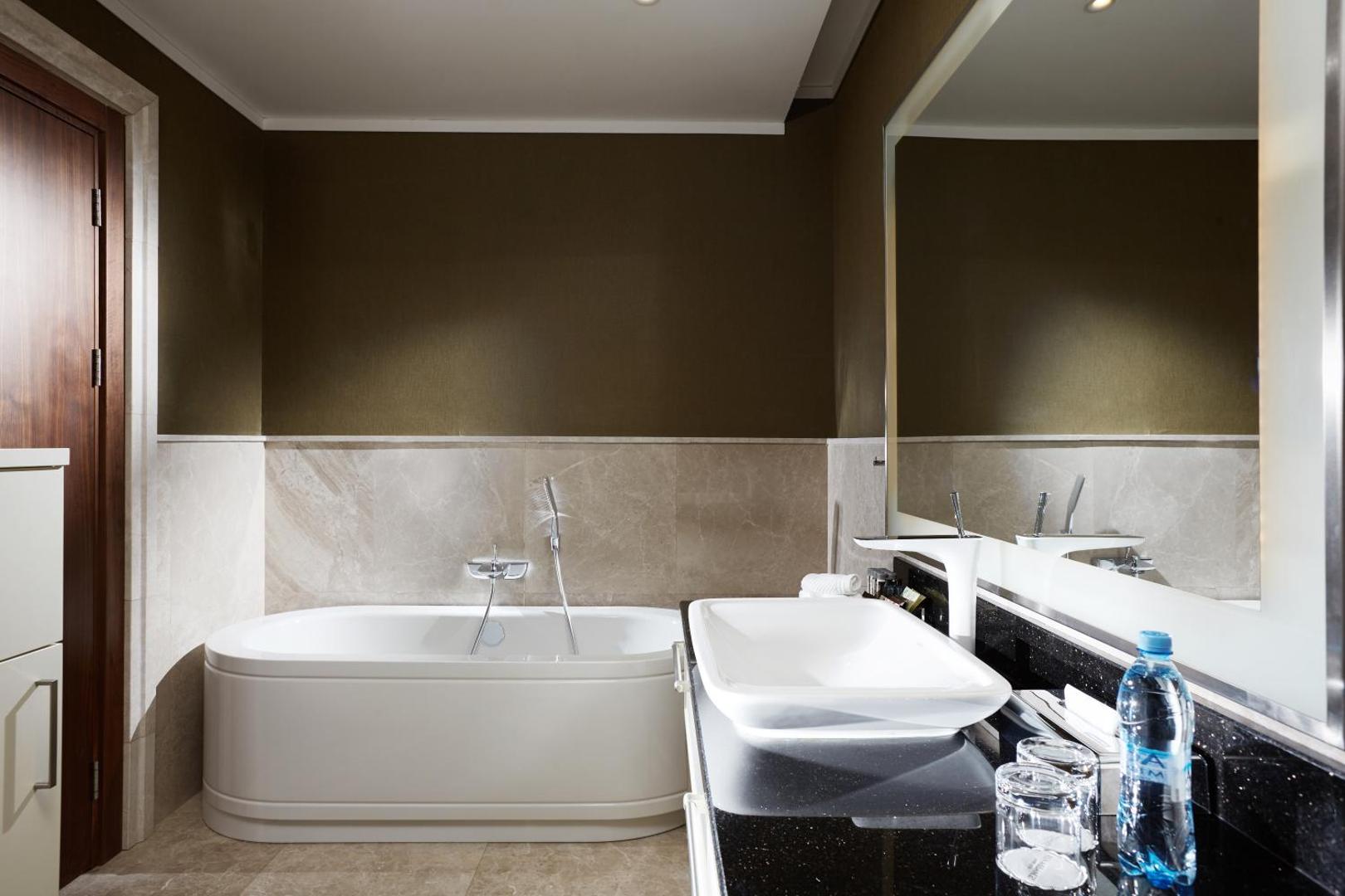 The Renaissance Minsk Congress Hotel and Spa Centre Hotel The Renaissance Minsk Congress Hotel and Spa Centre Hotel