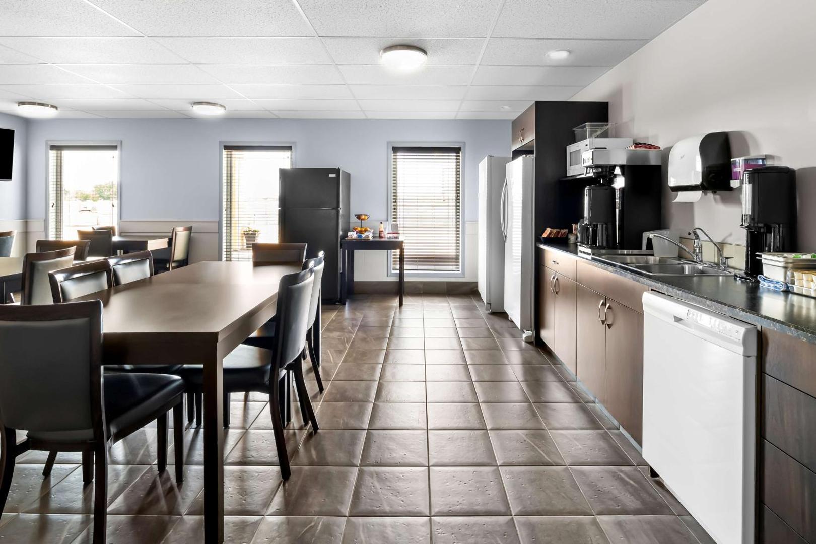 SureStay Studio by Best Western Hardisty