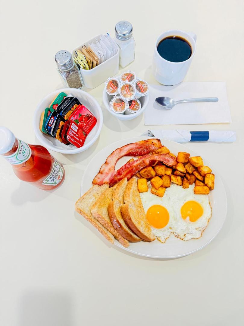 Ramada by Wyndham Dawson Creek Ramada by Wyndham Dawson Creek