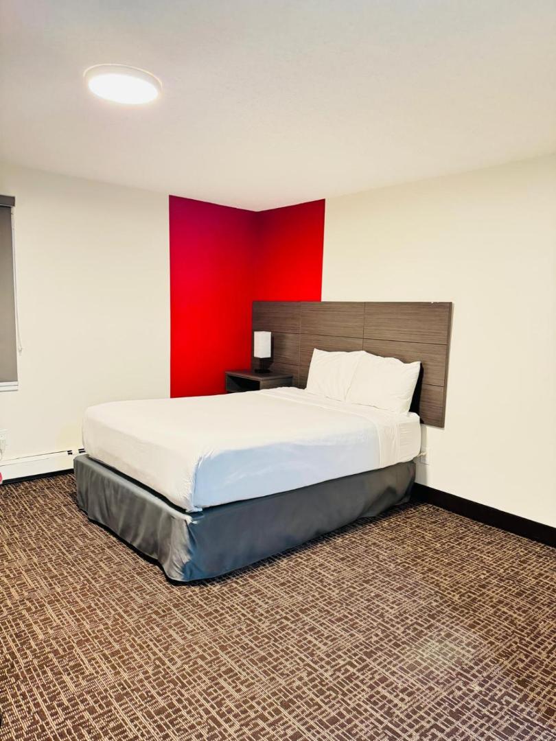 Ramada by Wyndham Dawson Creek Ramada by Wyndham Dawson Creek