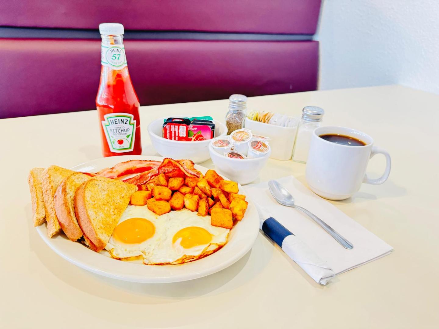 Ramada by Wyndham Dawson Creek Ramada by Wyndham Dawson Creek