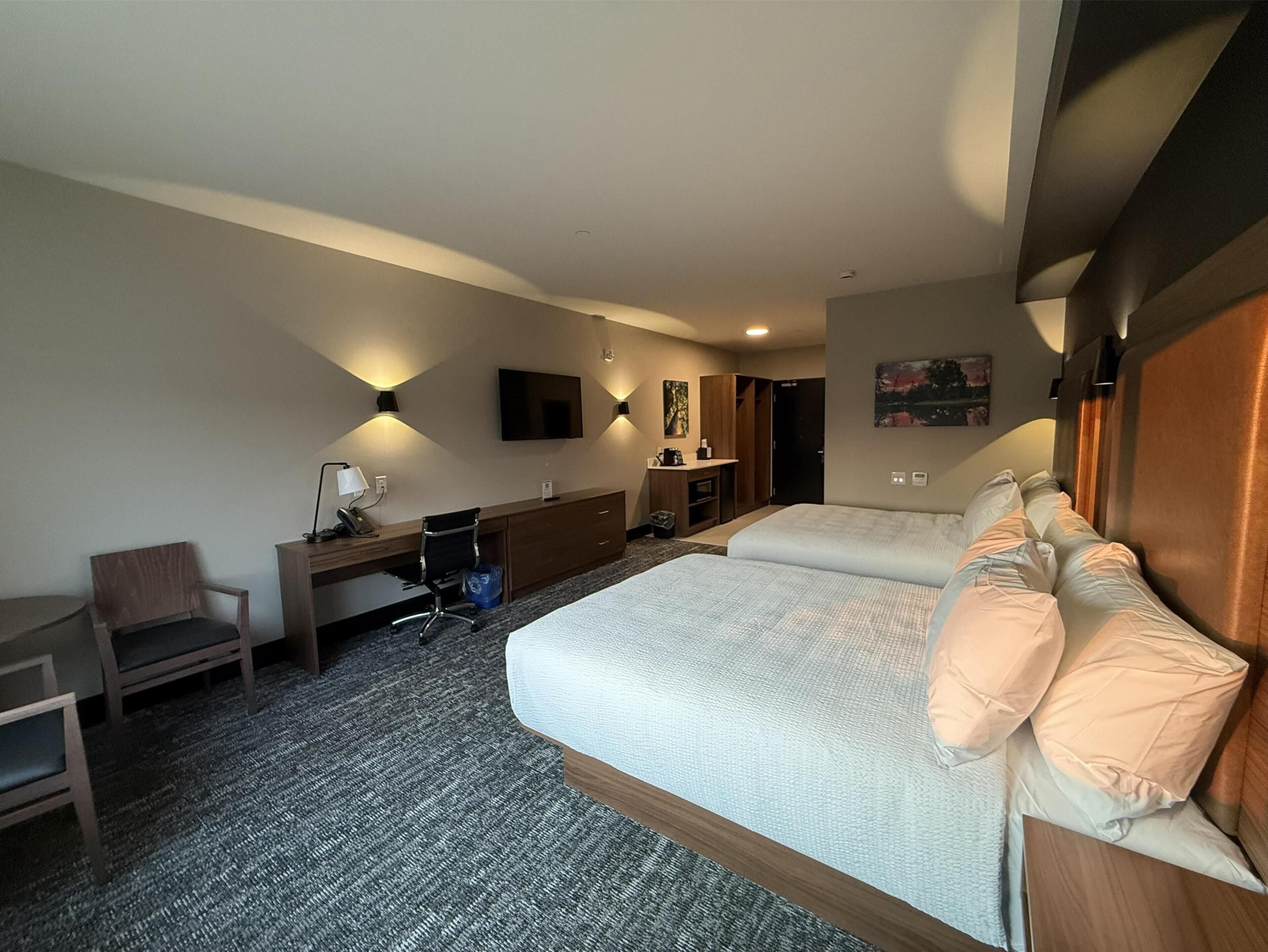 Best Western Plus Neepawa Hotel