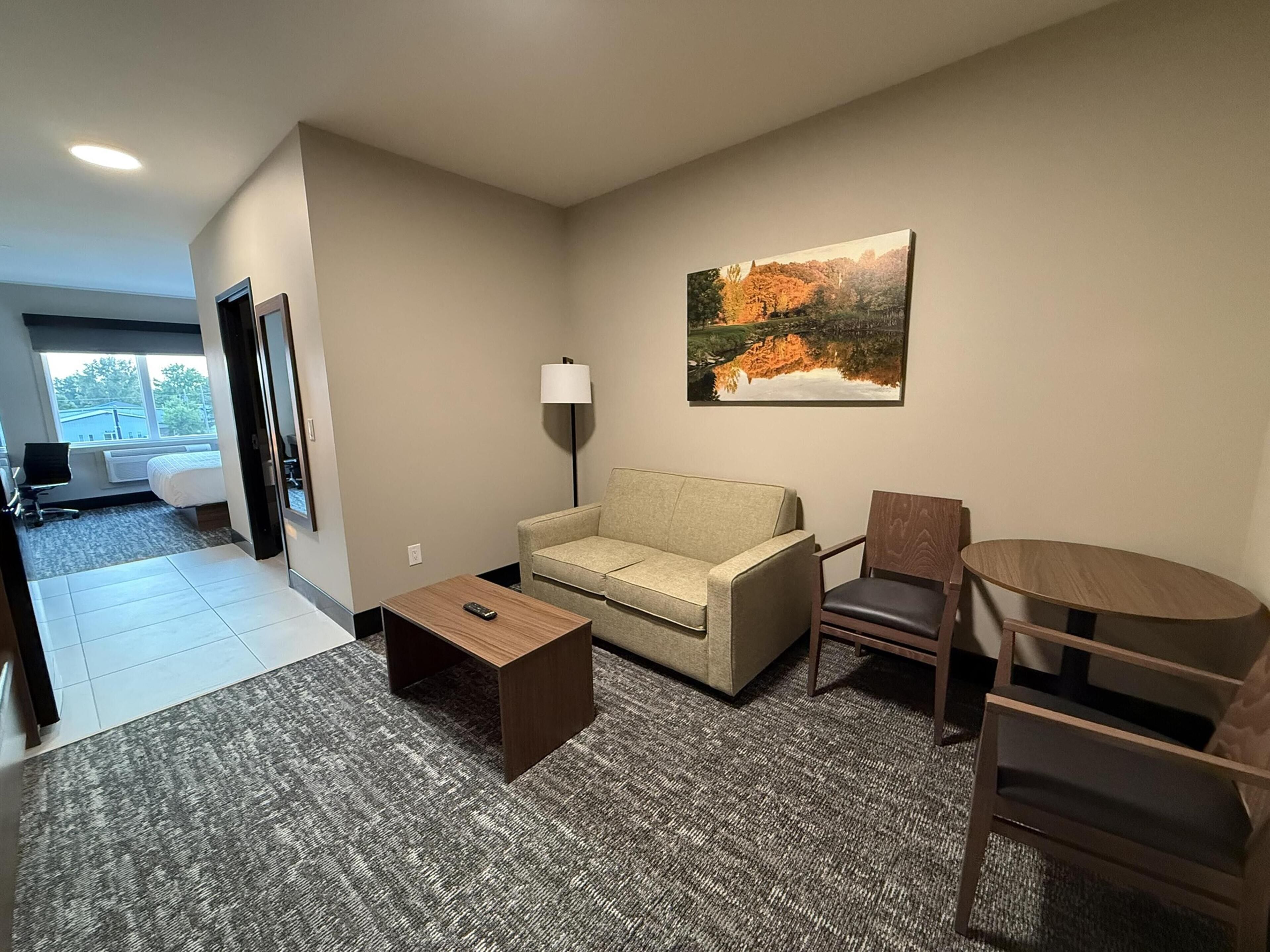 Best Western Plus Neepawa Hotel