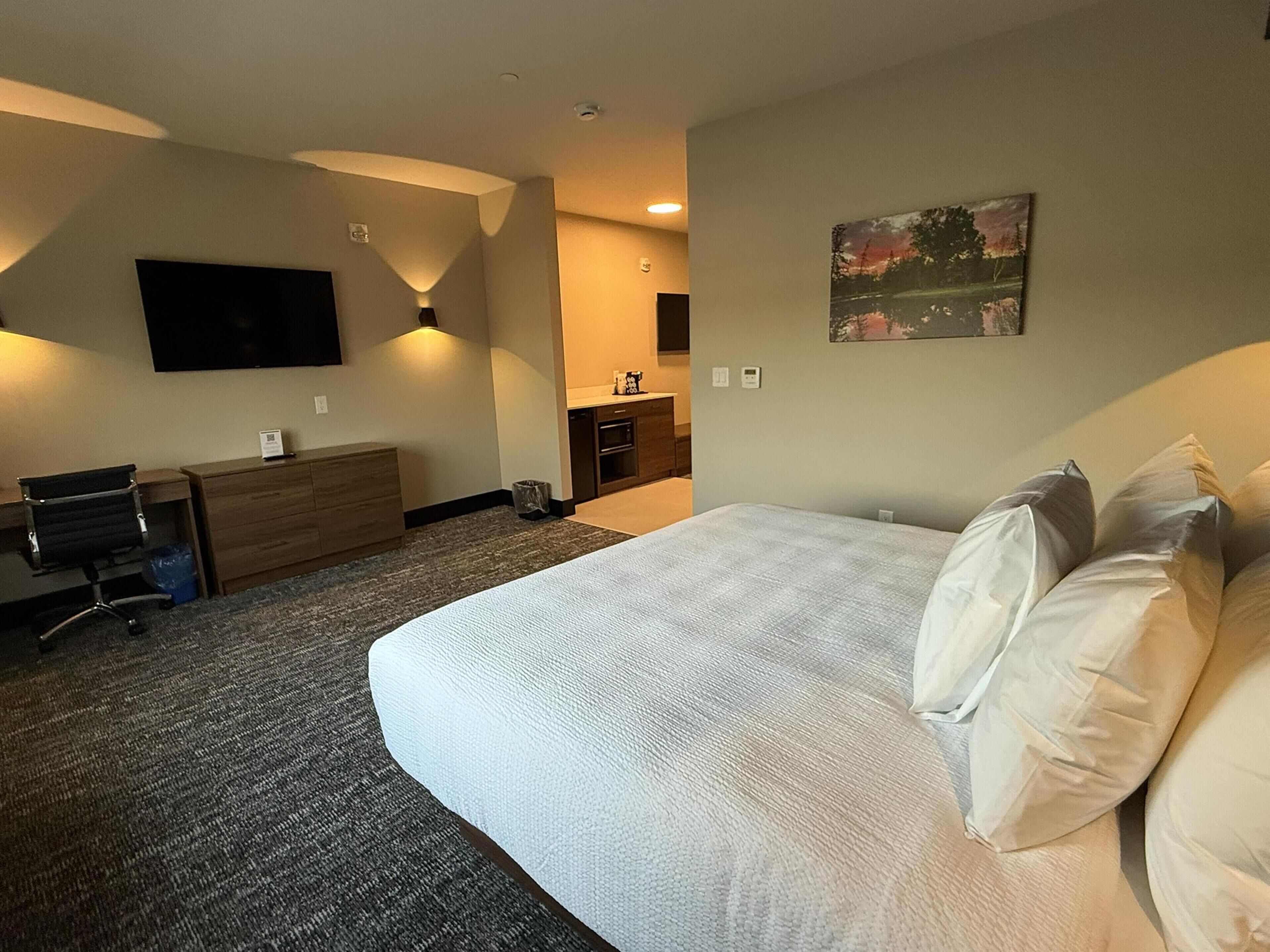 Best Western Plus Neepawa Hotel