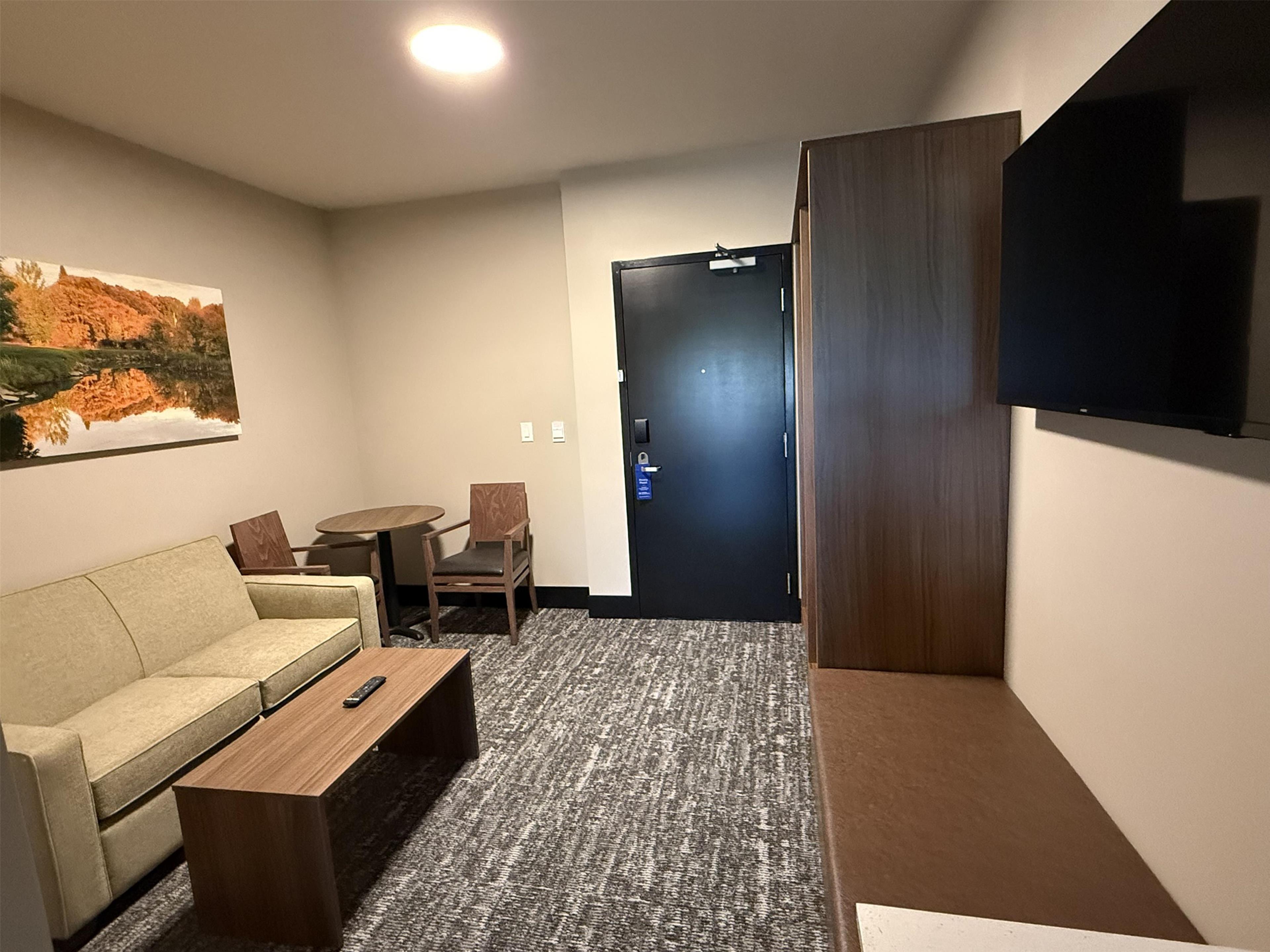 Best Western Plus Neepawa Hotel