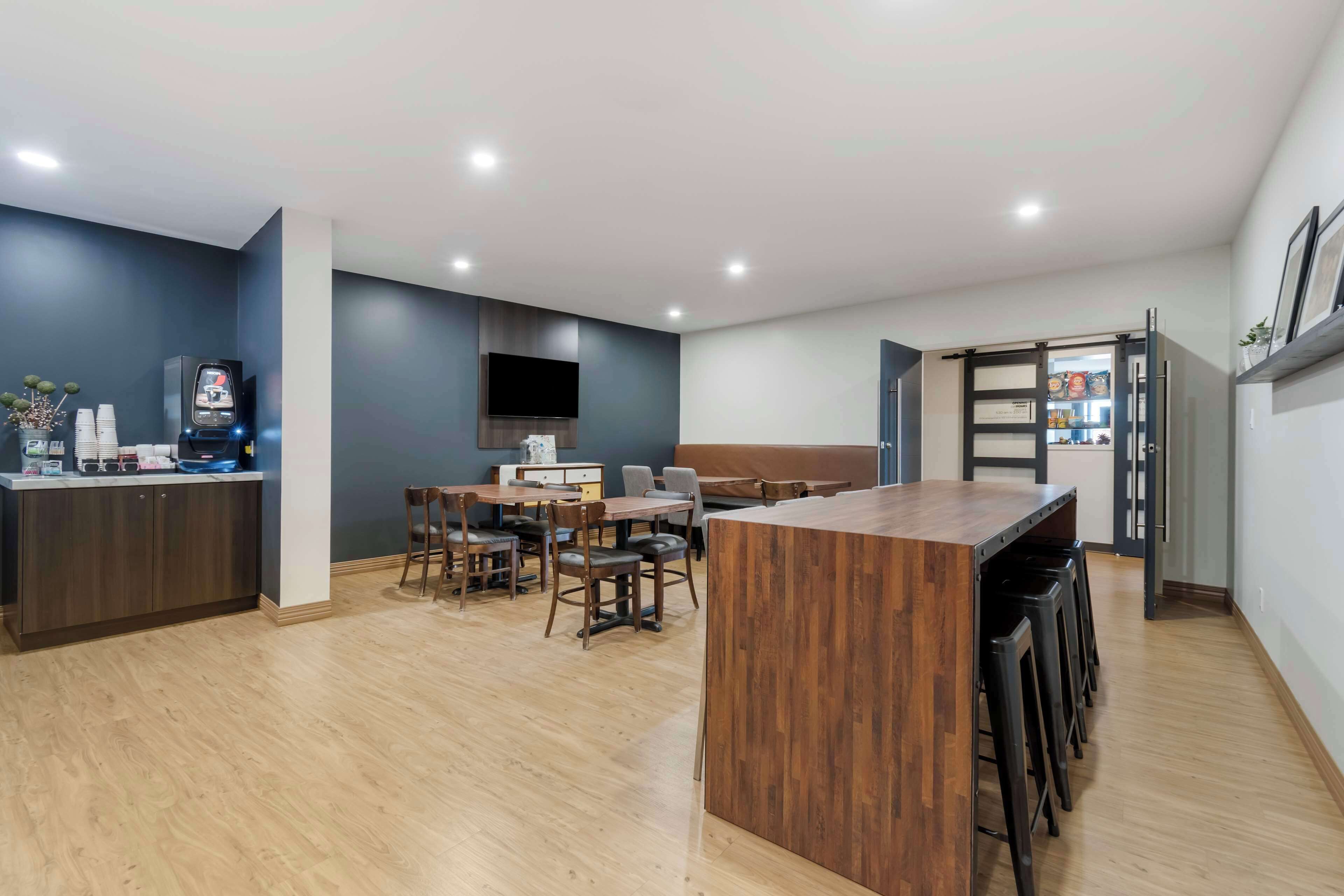 Villa Inn & Suites Villa Inn & Suites