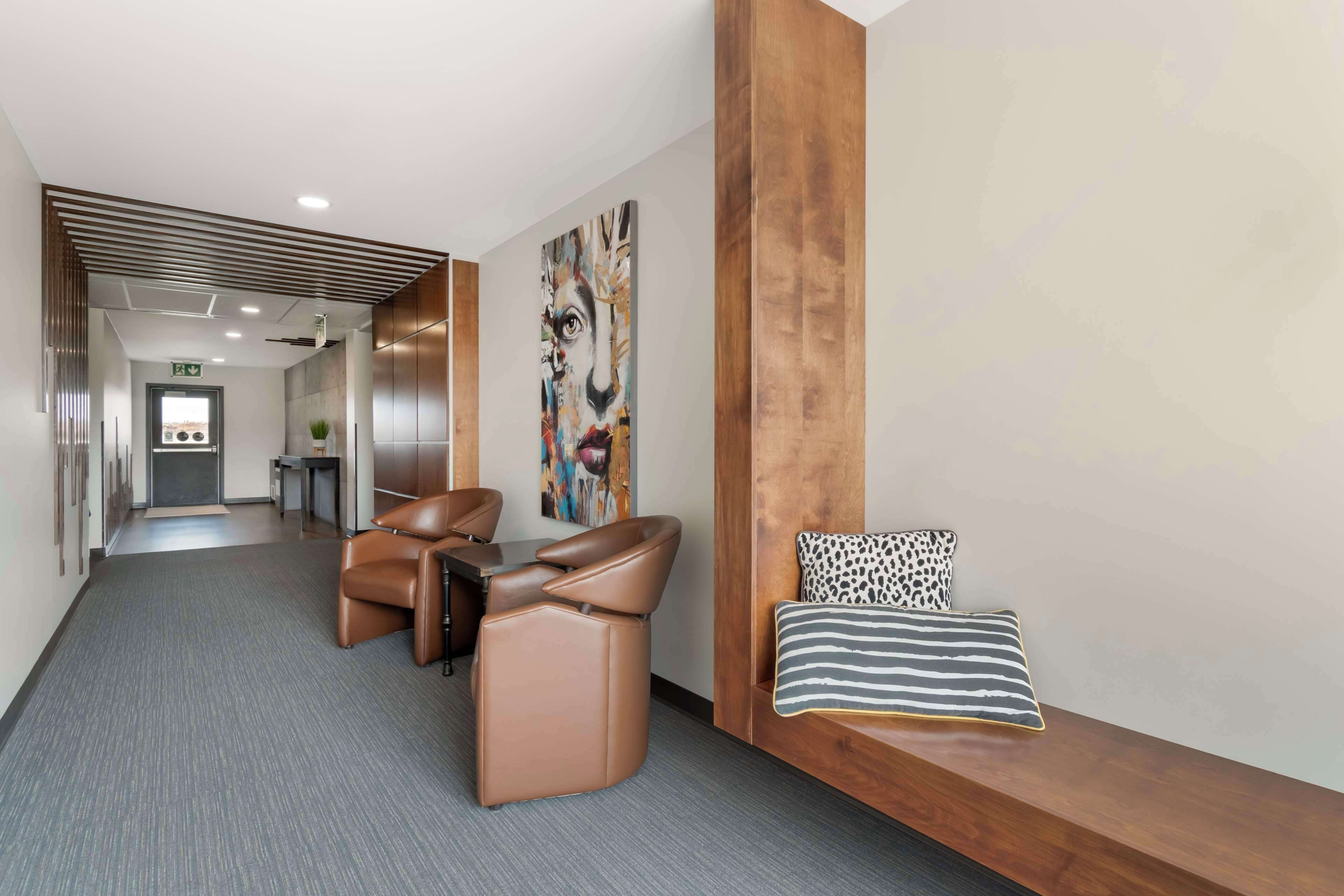 Villa Inn & Suites Villa Inn & Suites