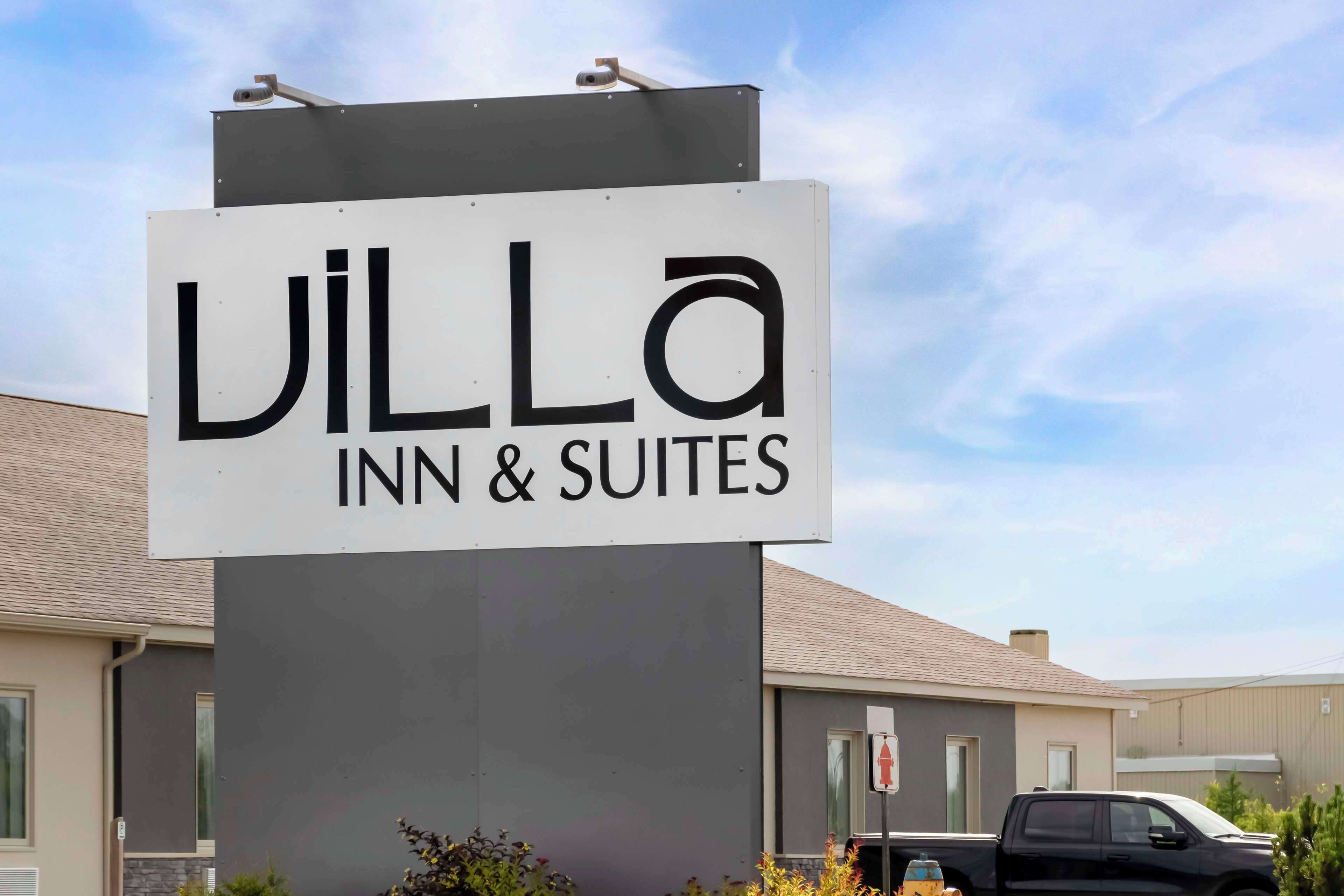 Villa Inn & Suites Villa Inn & Suites