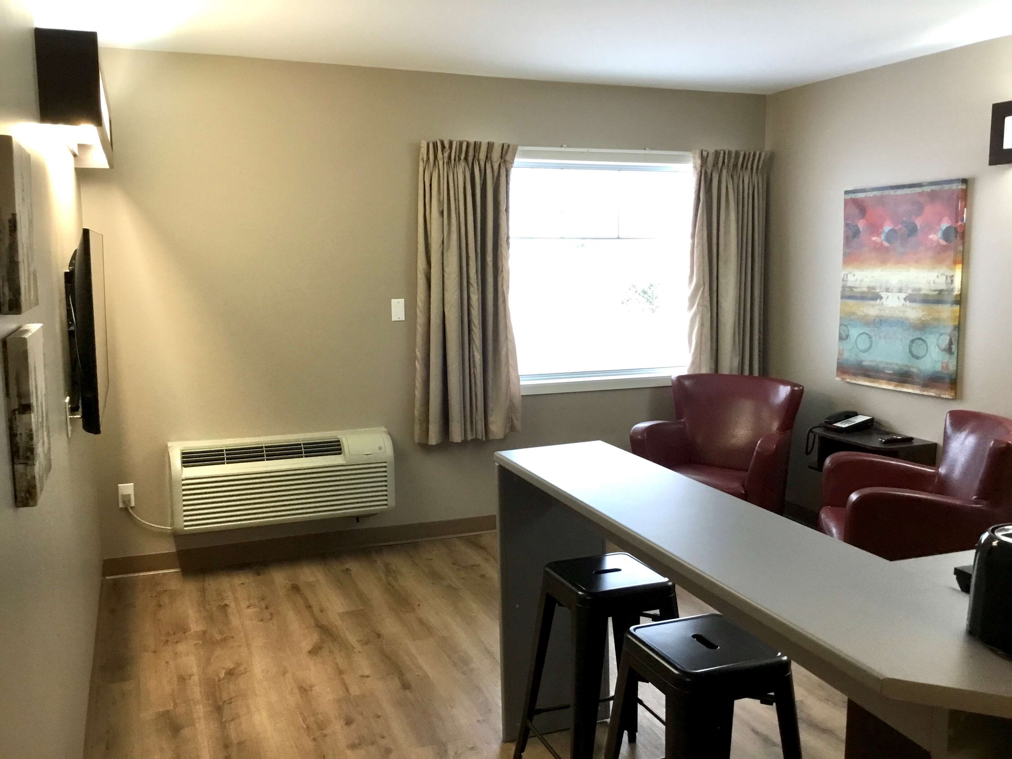 Villa Inn & Suites Villa Inn & Suites