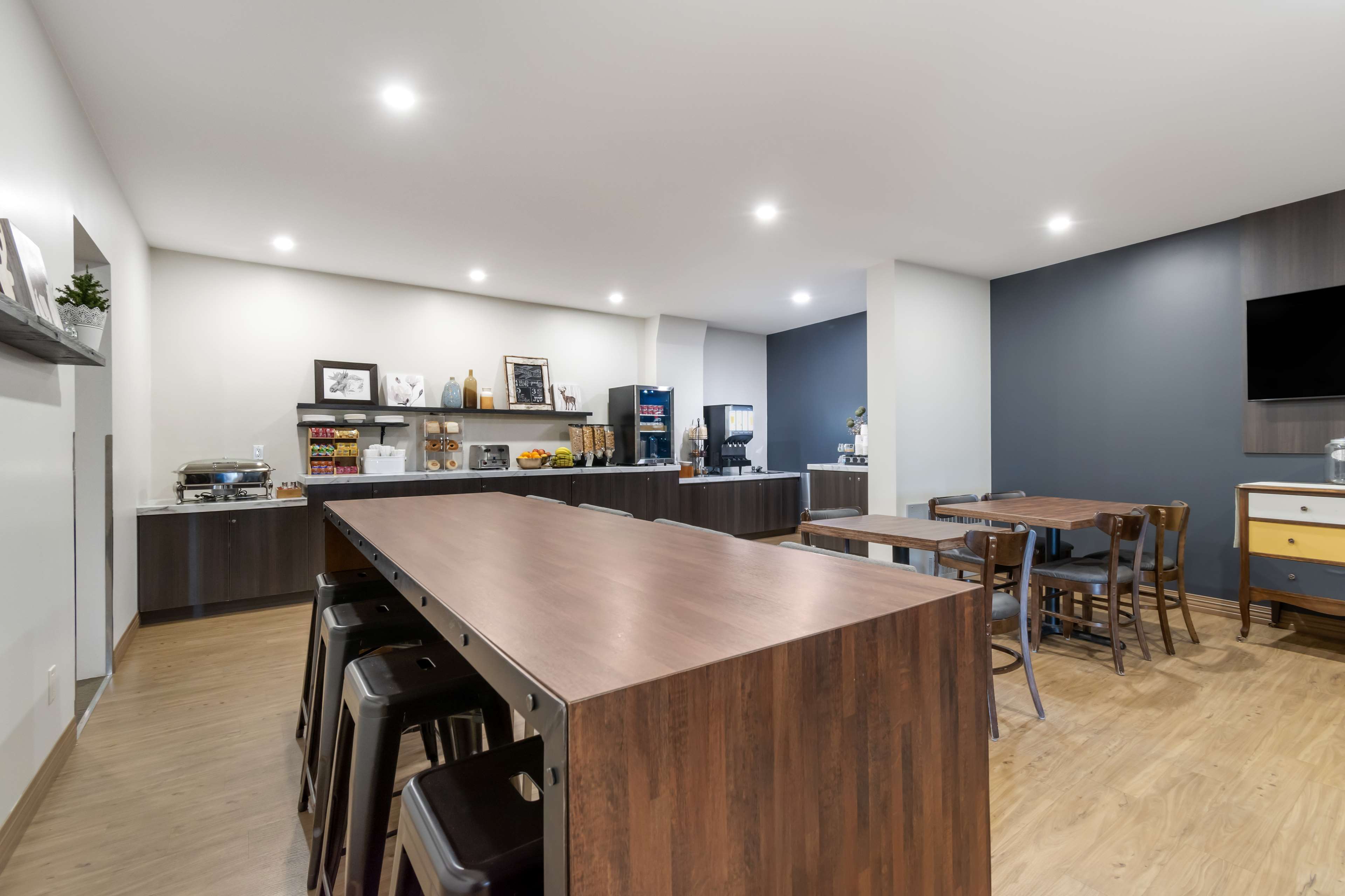 Villa Inn & Suites Villa Inn & Suites