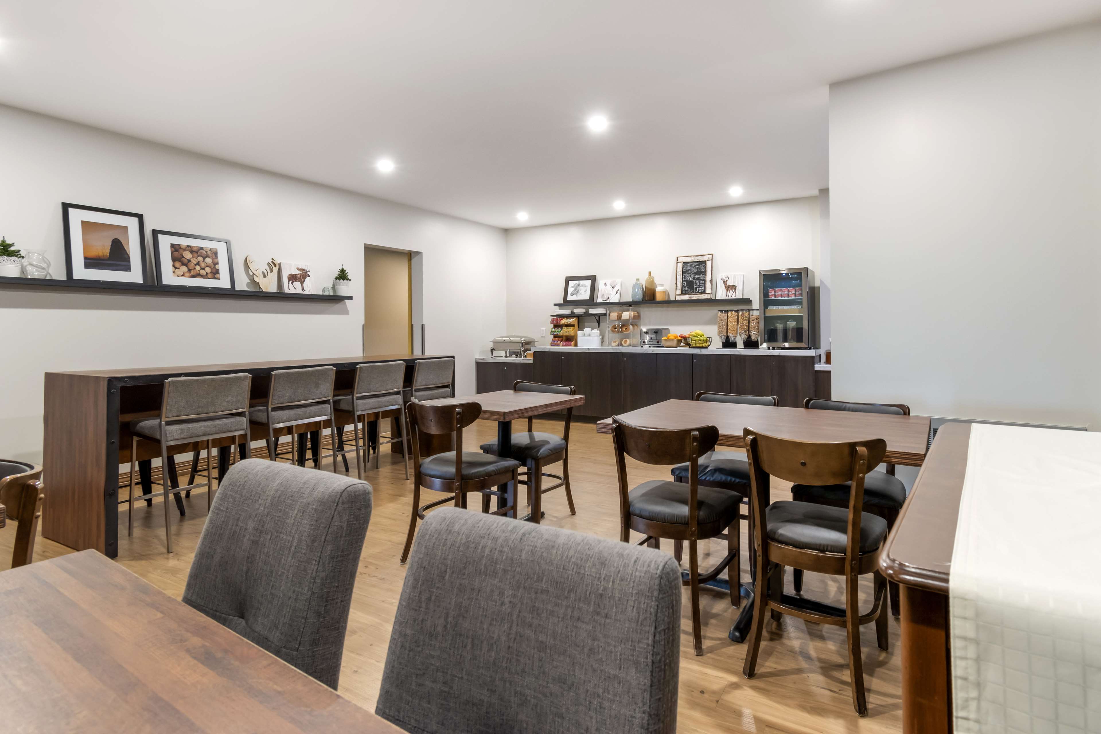 Villa Inn & Suites Villa Inn & Suites