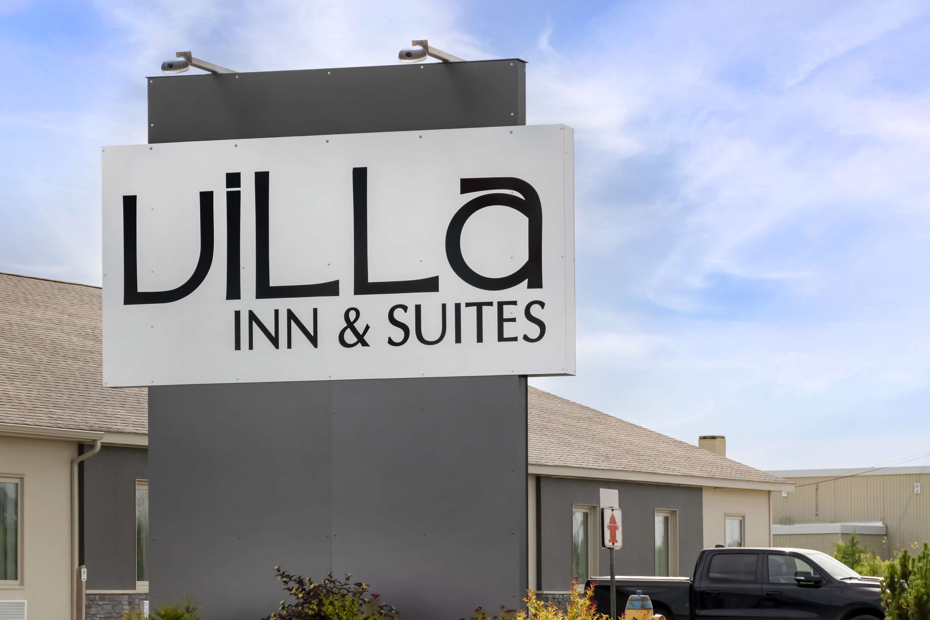 Villa Inn & Suites Villa Inn & Suites