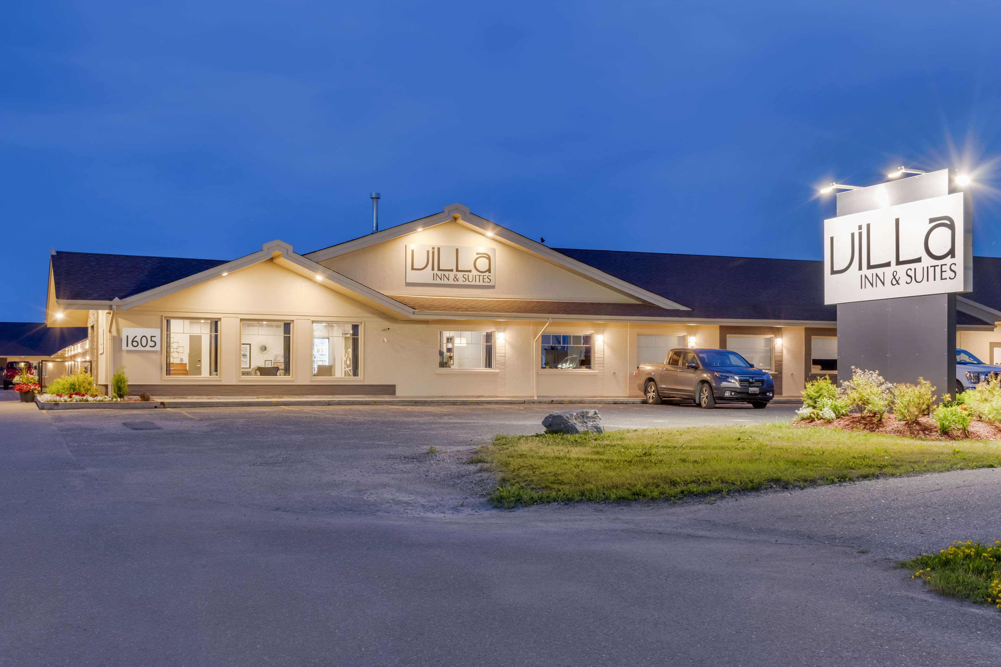 Villa Inn & Suites Villa Inn & Suites