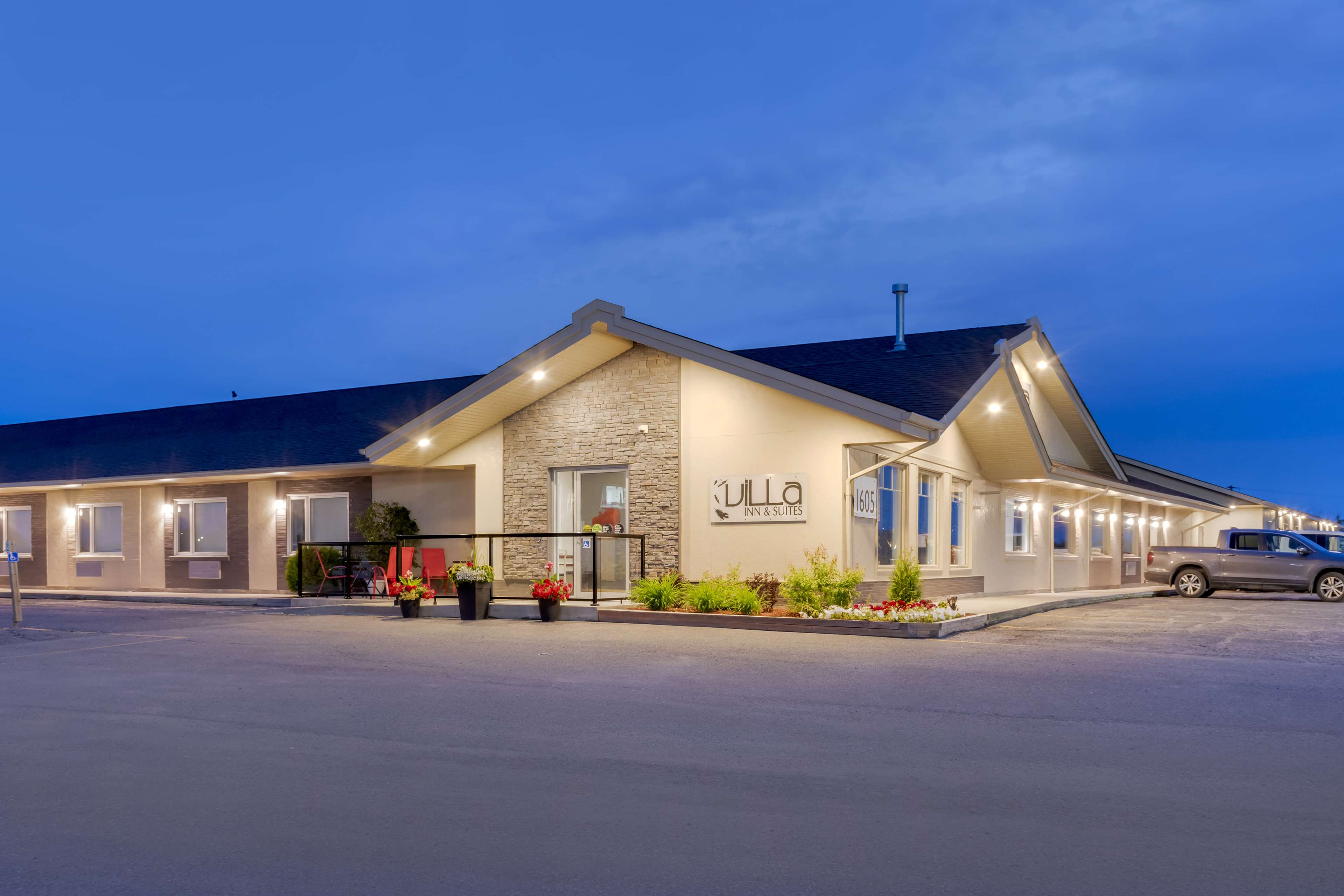 Villa Inn & Suites Villa Inn & Suites