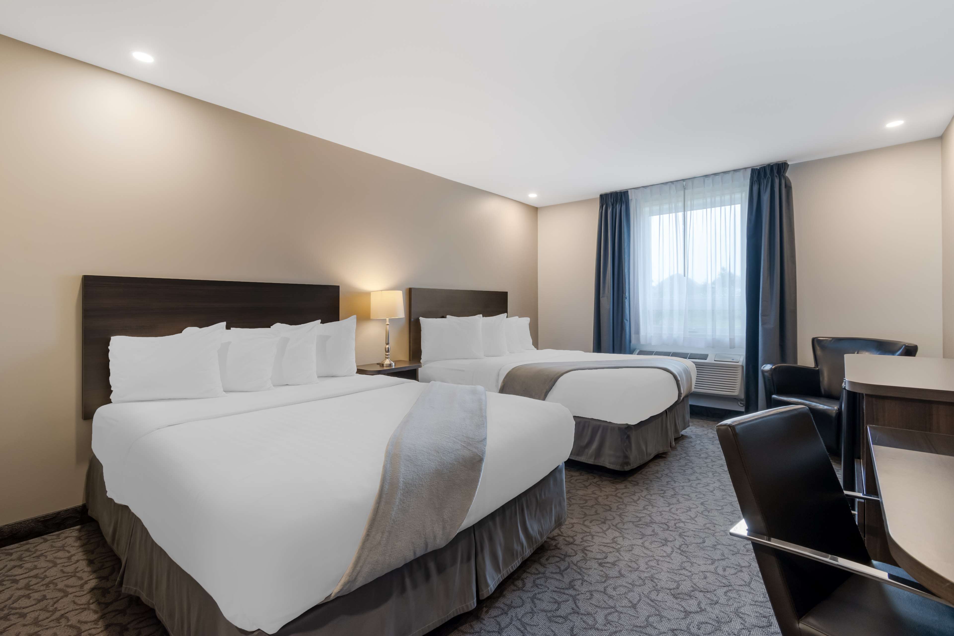 Villa Inn & Suites Villa Inn & Suites