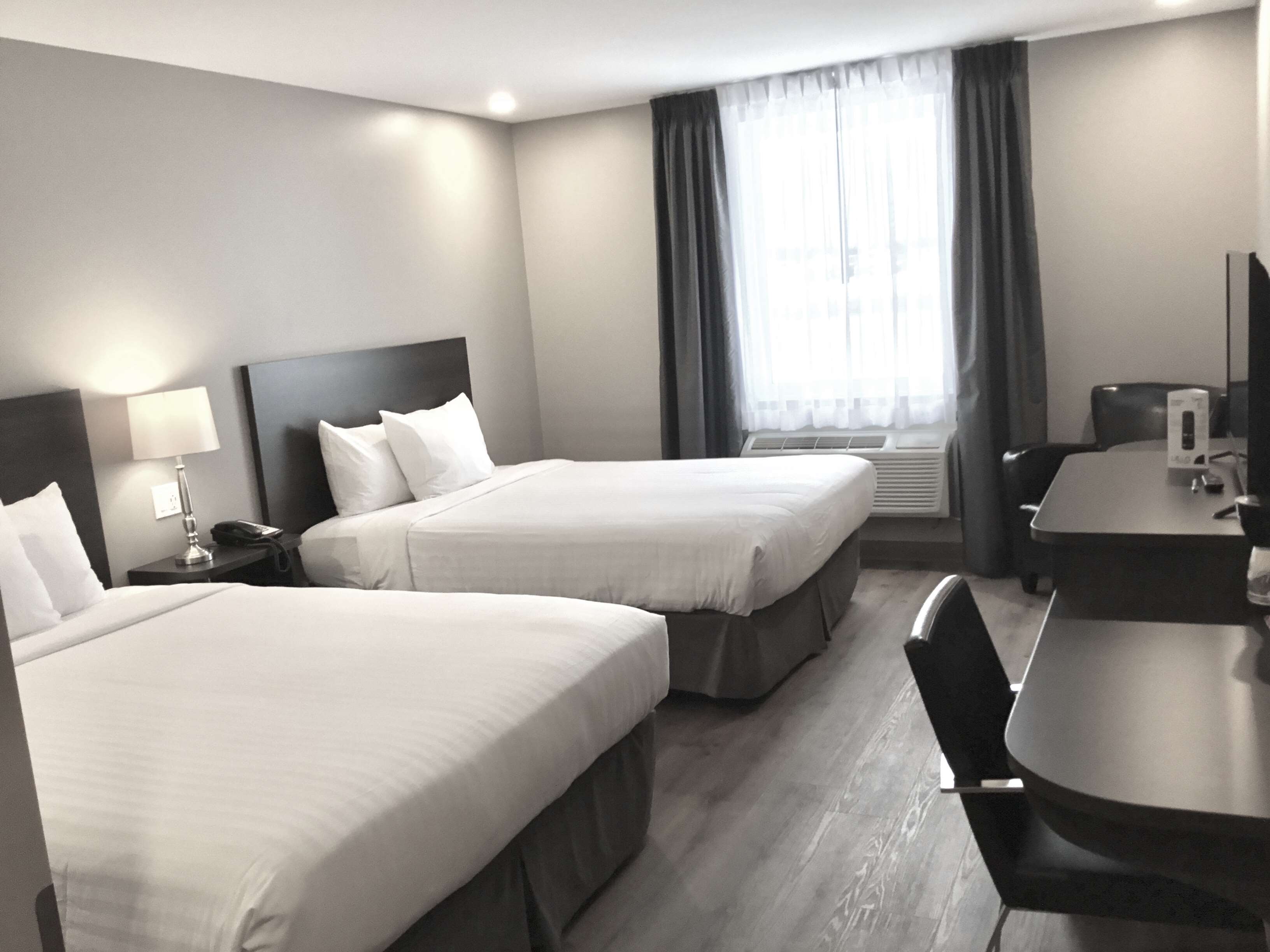 Villa Inn & Suites Villa Inn & Suites