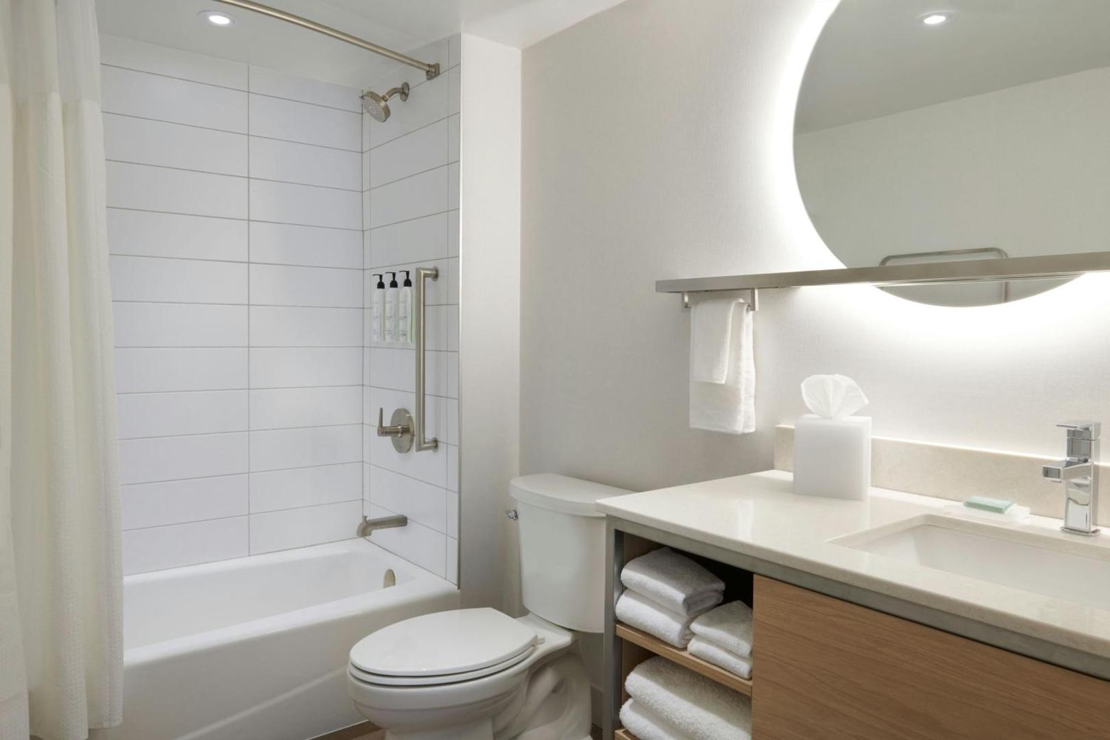 TownePlace Suites by Marriott Niagara Falls Canada