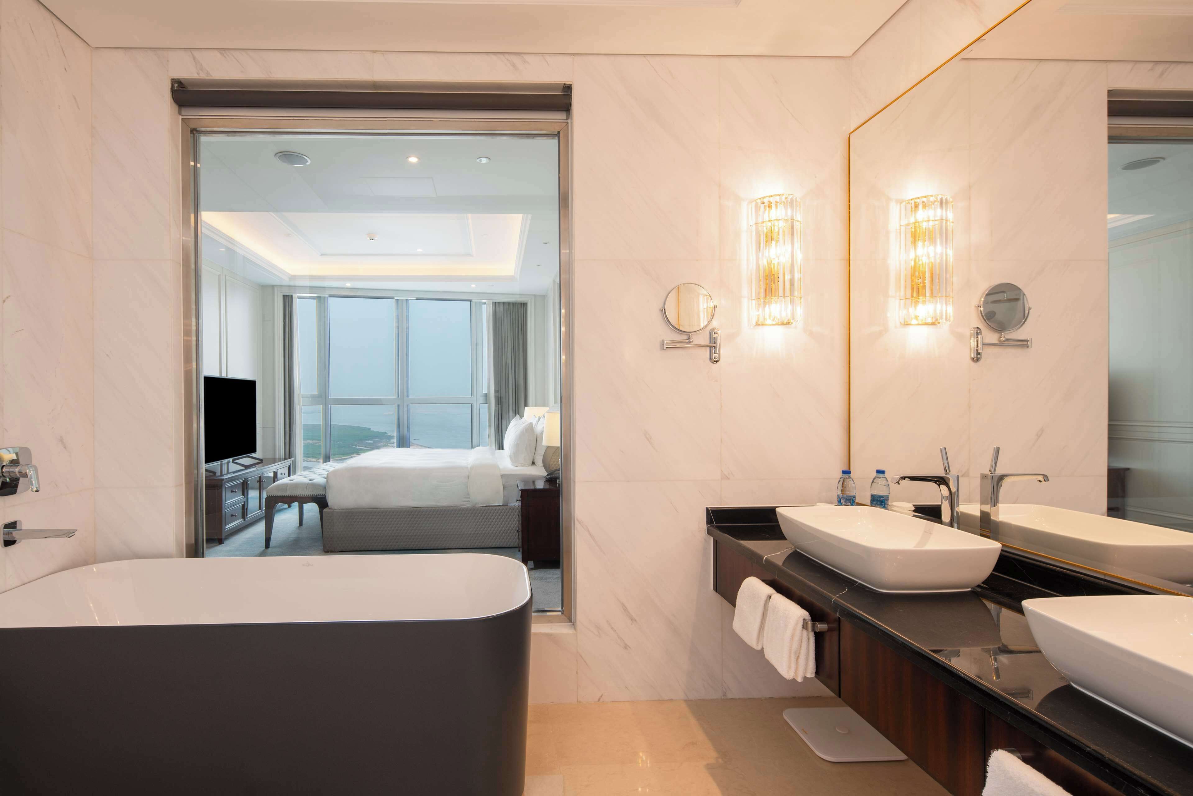 Hilton Brazzaville Les Tours Jumelles Hotel & Residences Hilton Brazzaville Les Tours Jumelles Hotel & Residences