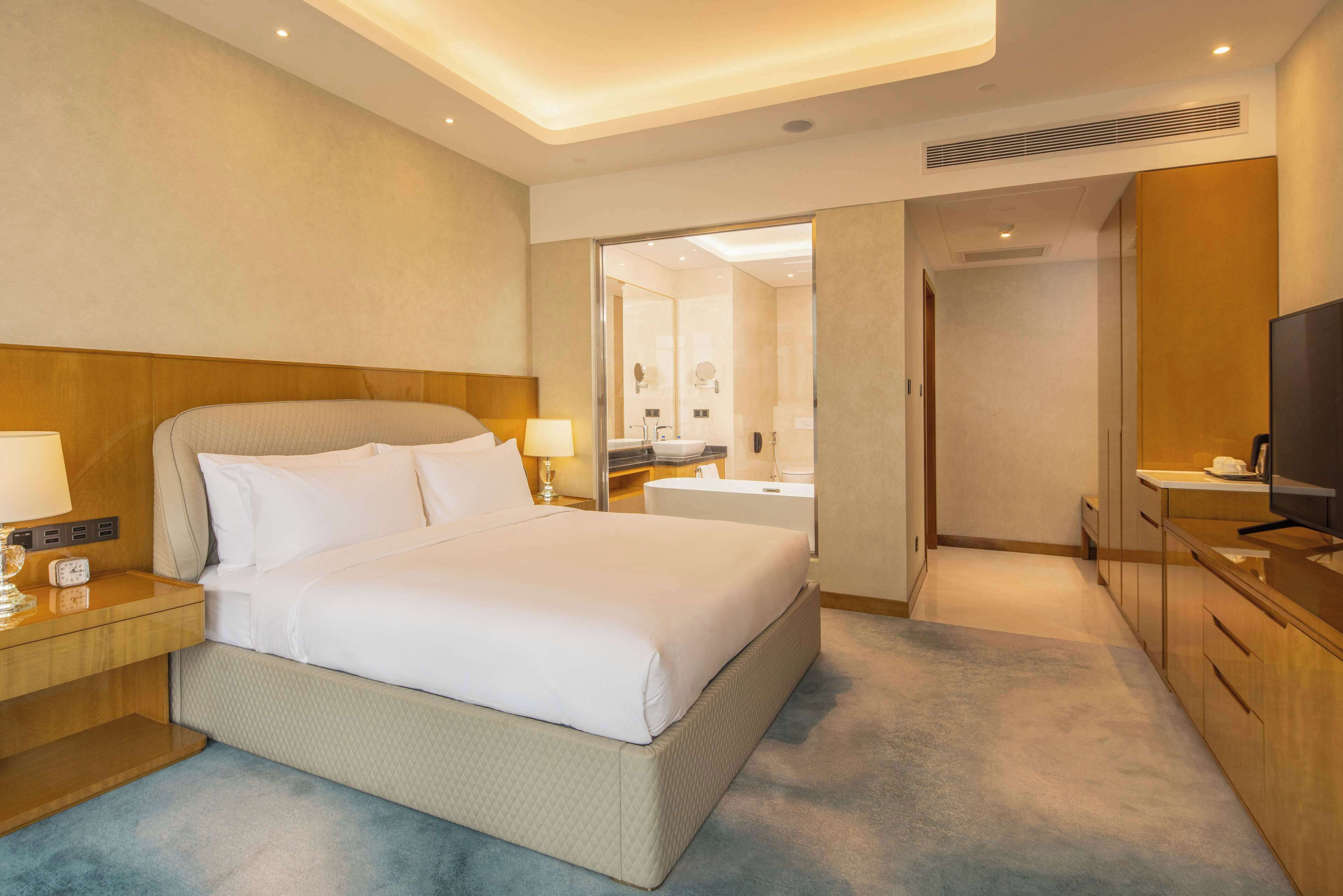 Hilton Brazzaville Les Tours Jumelles Hotel & Residences Hilton Brazzaville Les Tours Jumelles Hotel & Residences