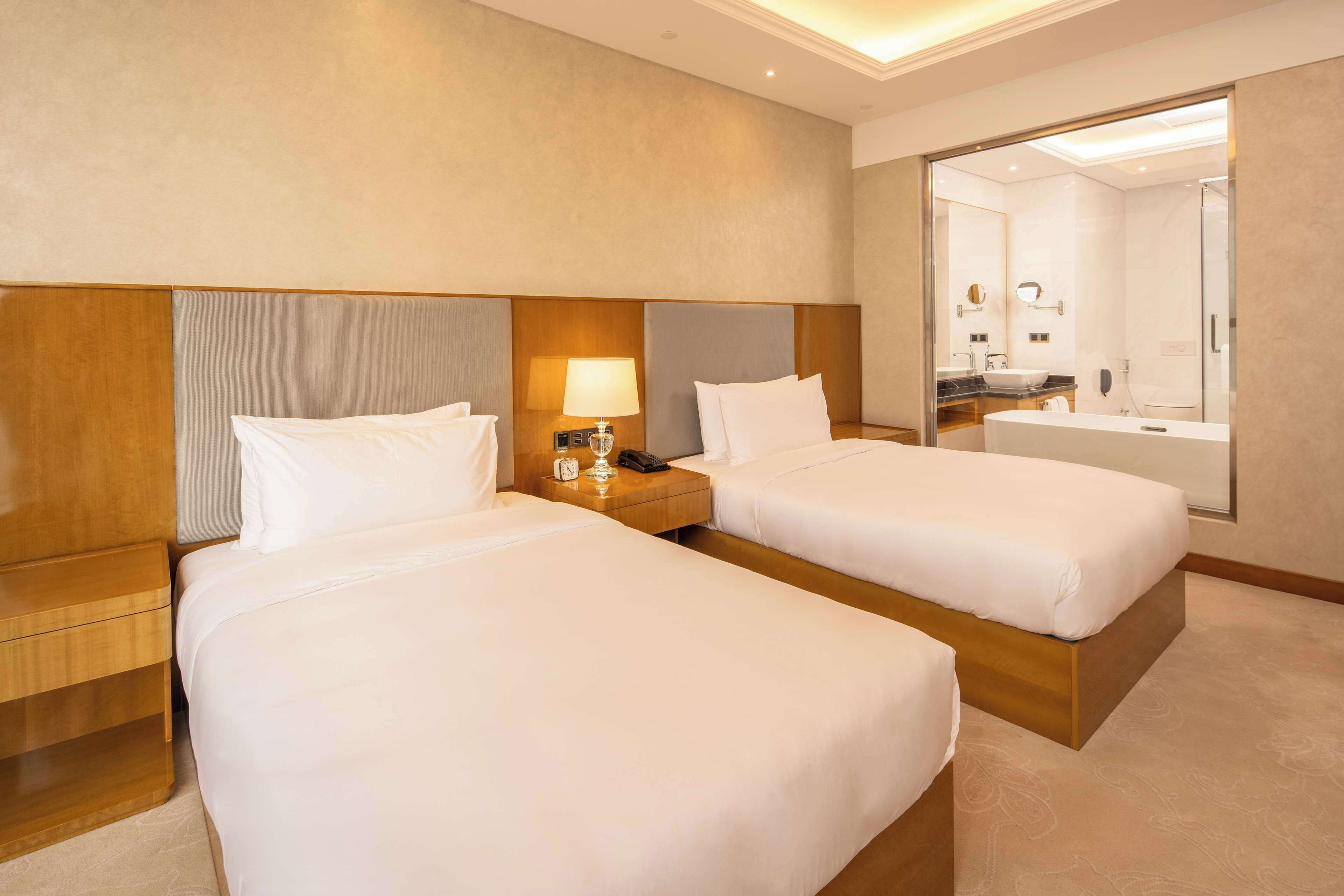 Hilton Brazzaville Les Tours Jumelles Hotel & Residences Hilton Brazzaville Les Tours Jumelles Hotel & Residences