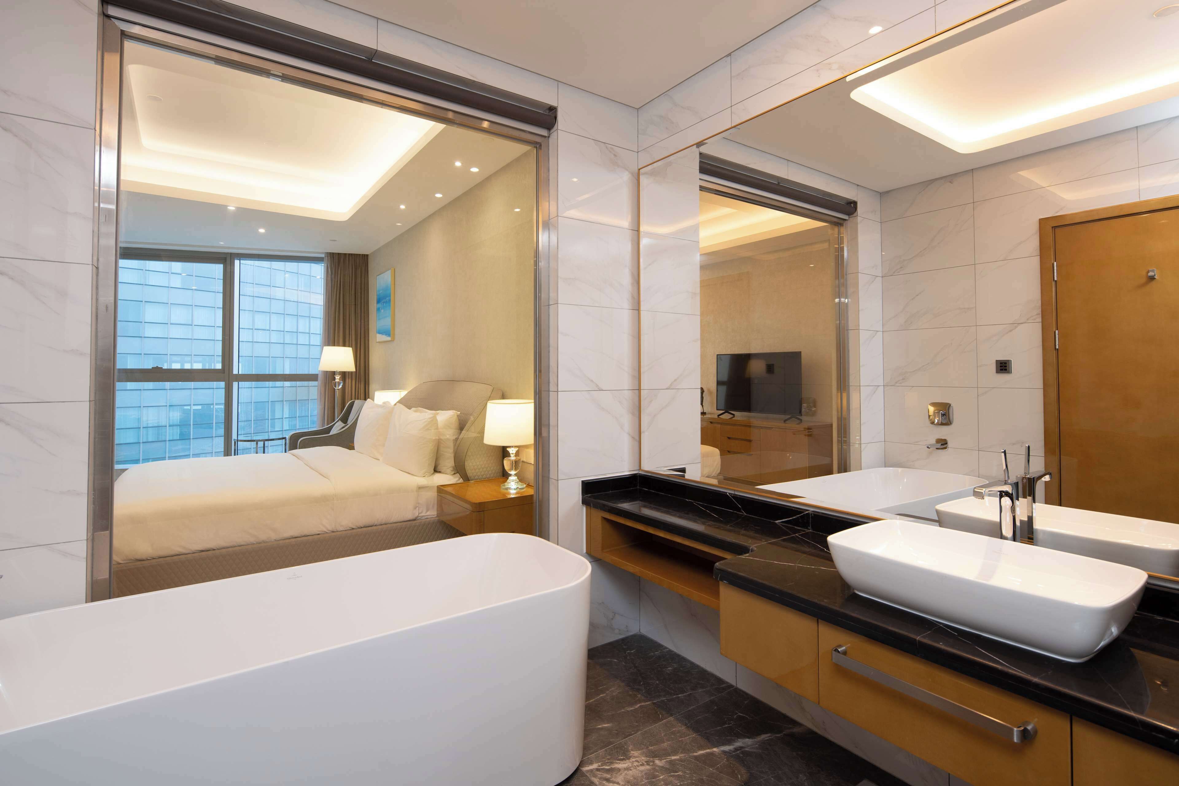 Hilton Brazzaville Les Tours Jumelles Hotel & Residences Hilton Brazzaville Les Tours Jumelles Hotel & Residences
