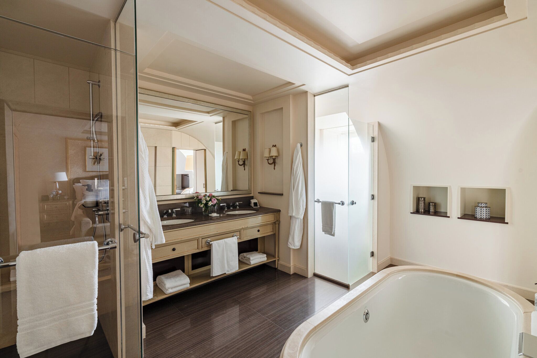 Four Seasons des Bergues