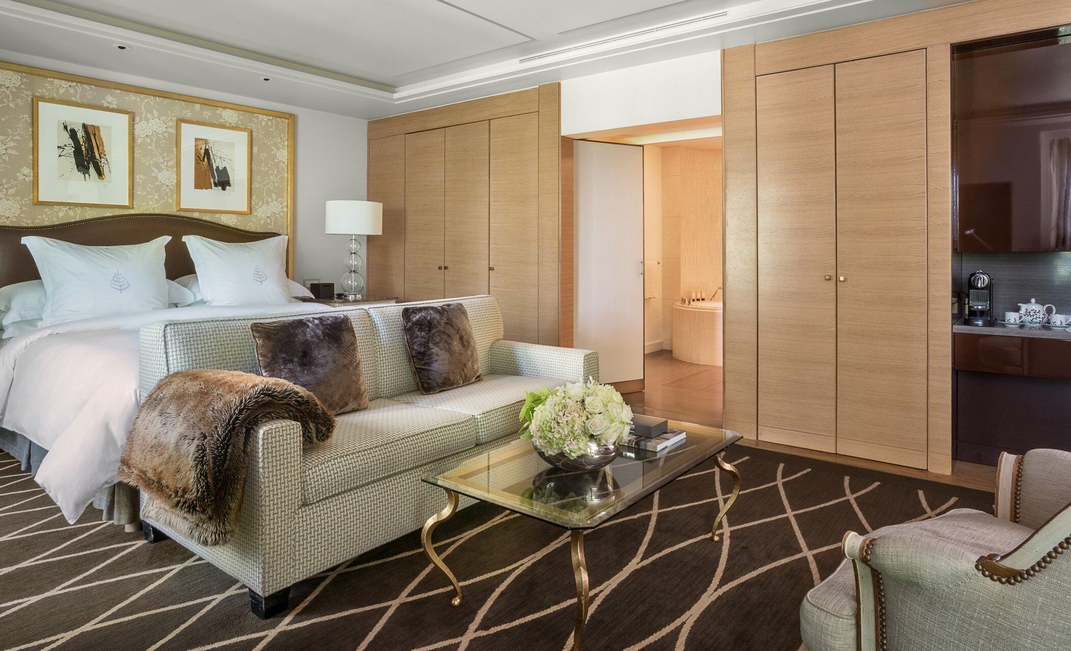 Four Seasons des Bergues