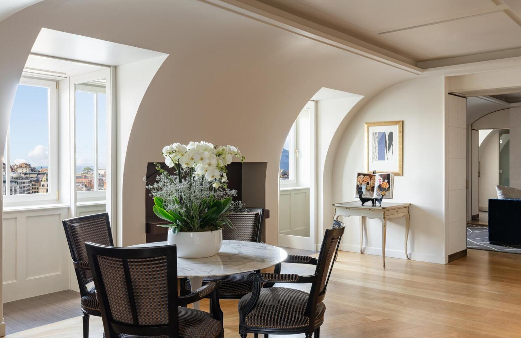 Four Seasons des Bergues