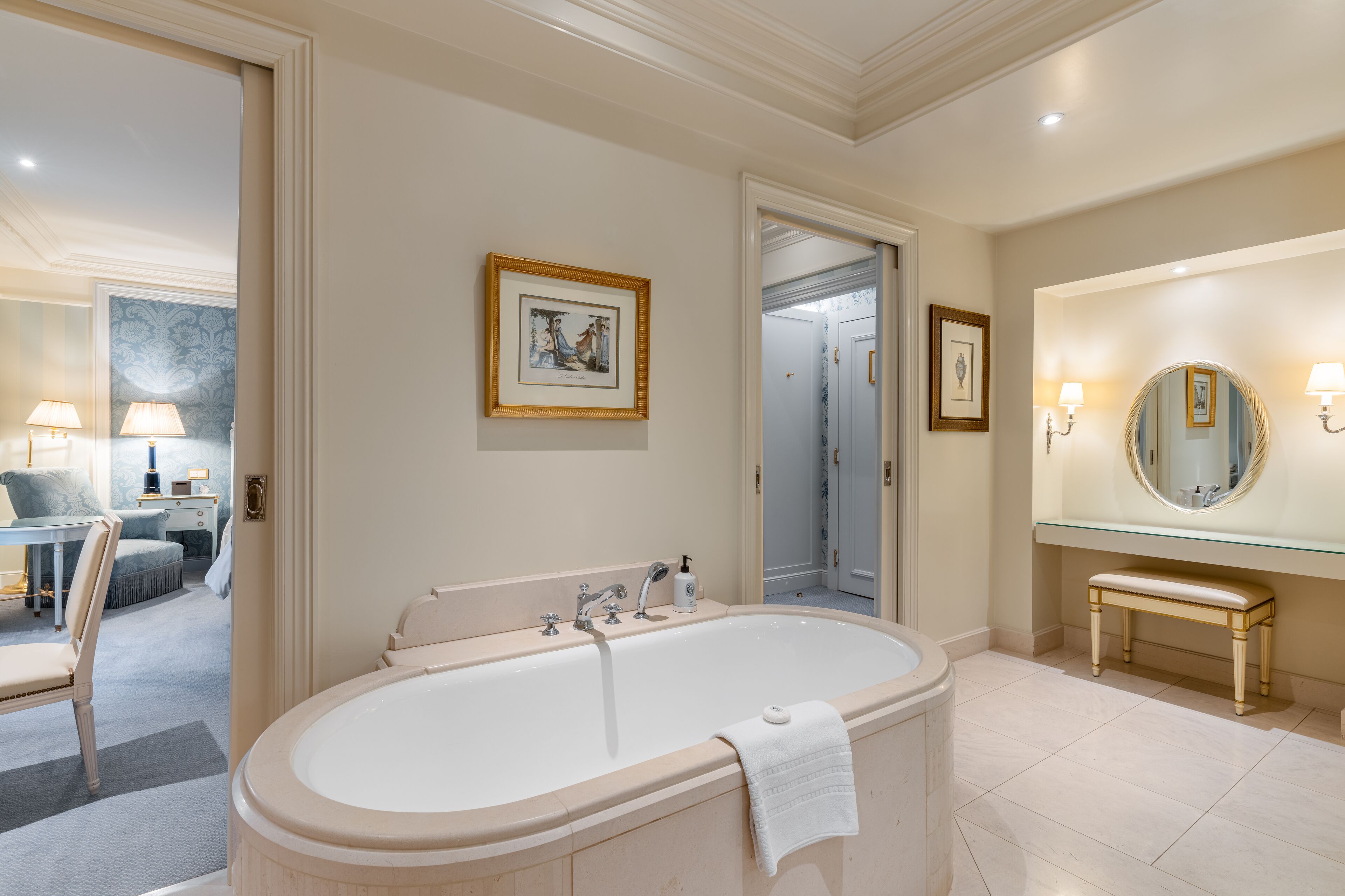 Four Seasons des Bergues