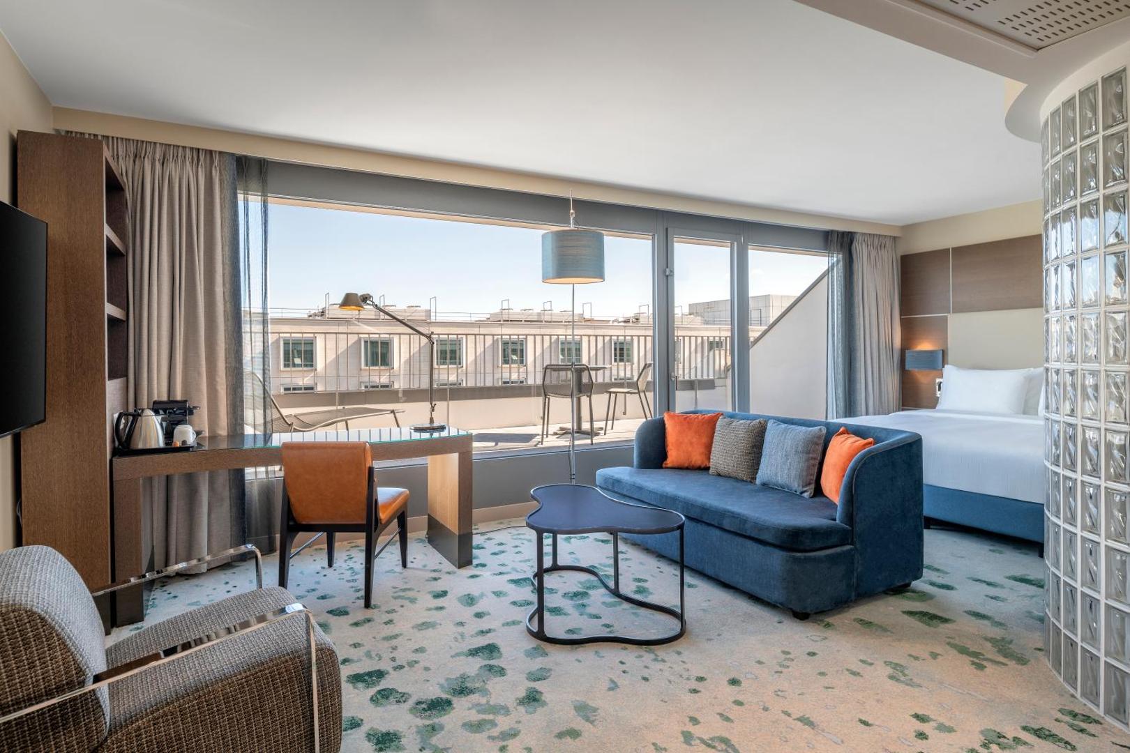 Hilton Geneva Hotel & Conference Centre Hilton Geneva Hotel & Conference Centre