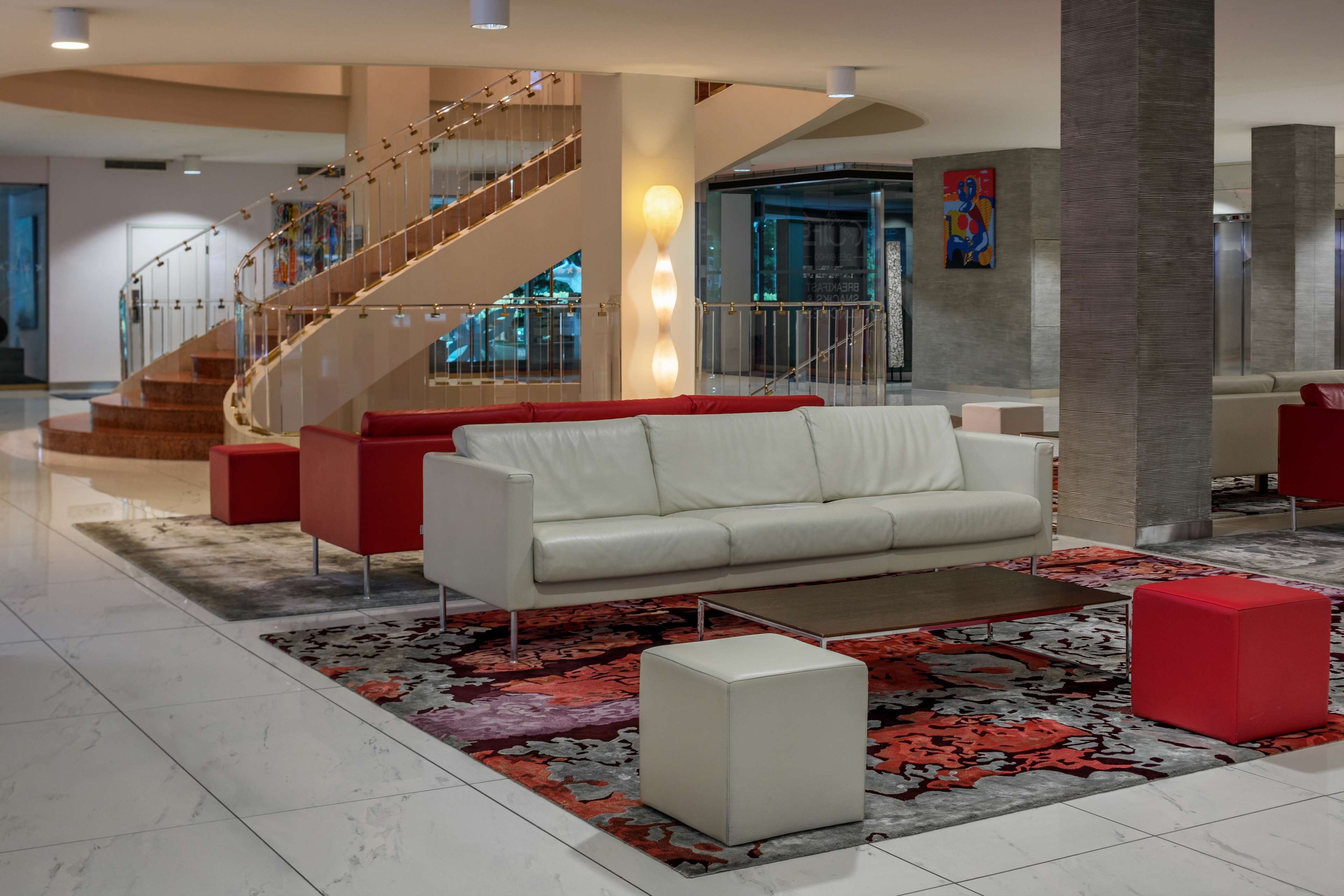 Hilton Geneva Hotel & Conference Centre Hilton Geneva Hotel & Conference Centre