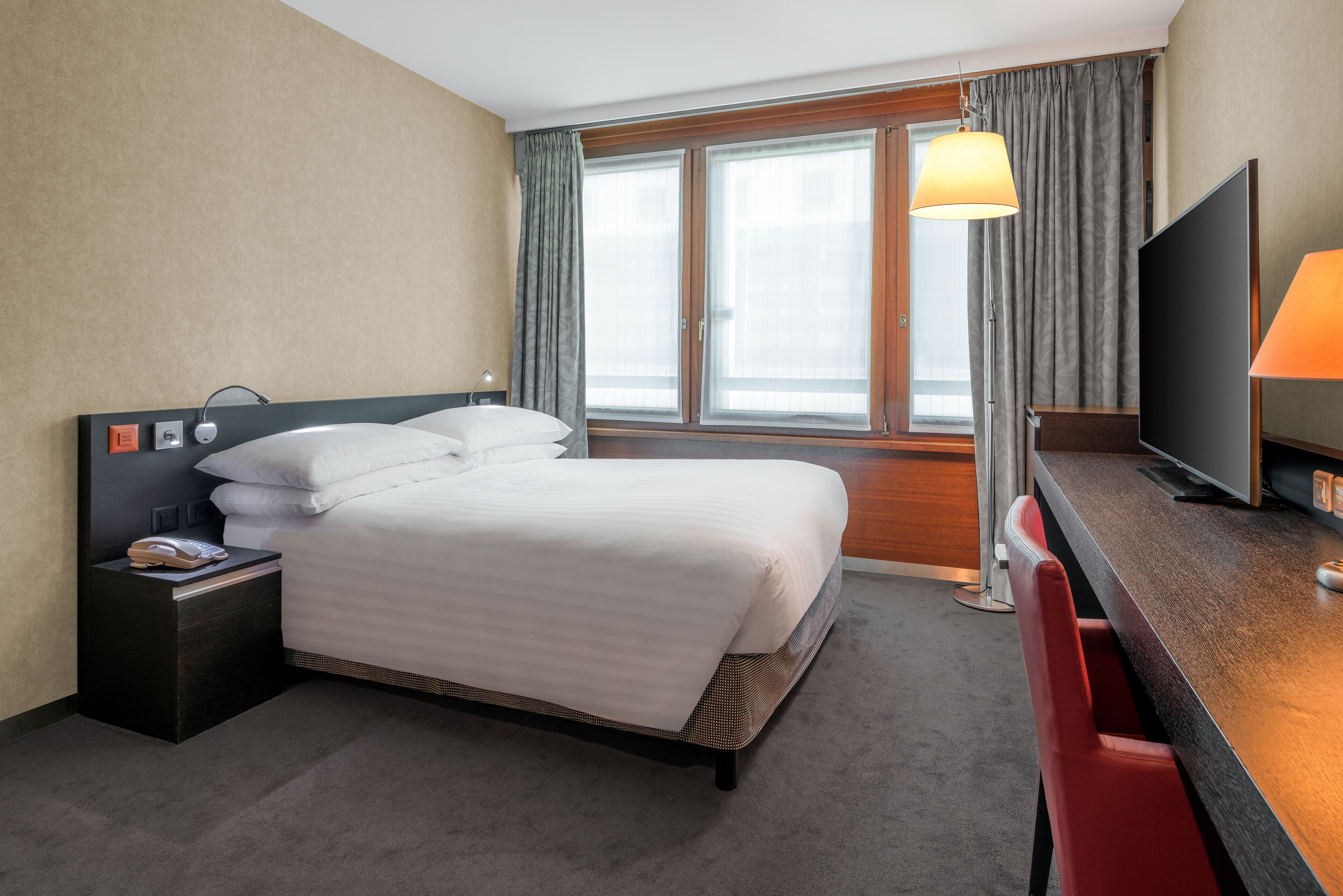 Hilton Geneva Hotel & Conference Centre Hilton Geneva Hotel & Conference Centre