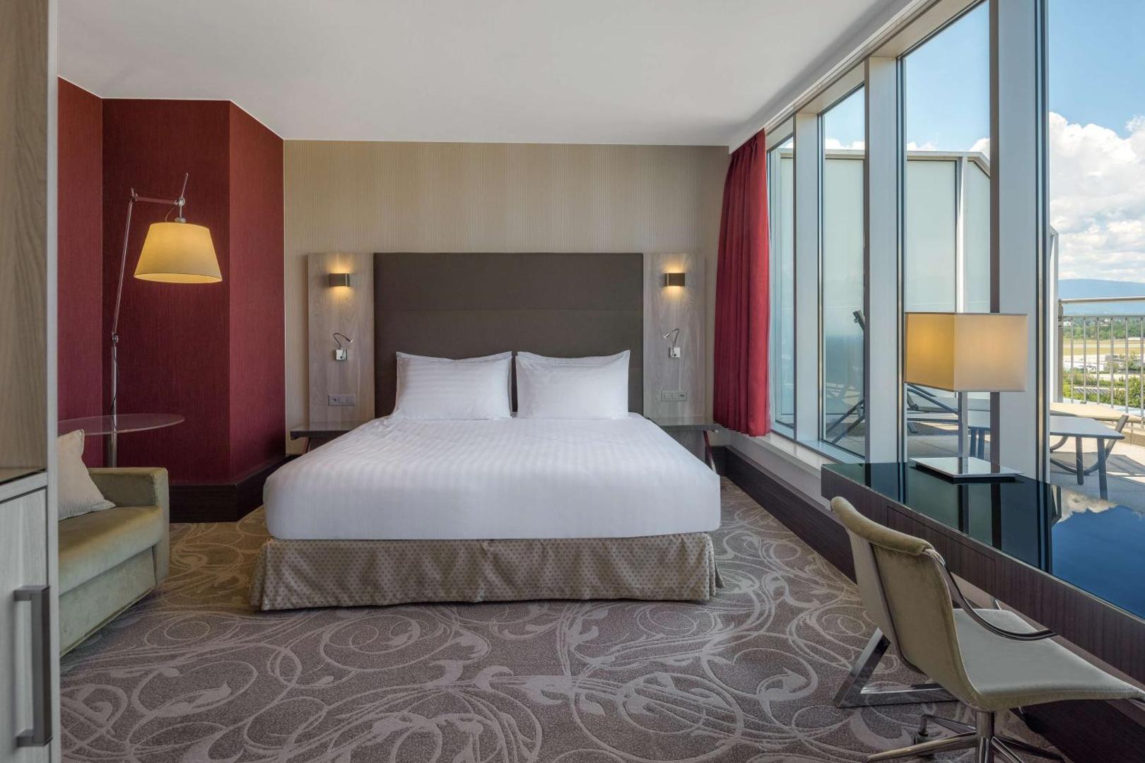 Hilton Geneva Hotel & Conference Centre Hilton Geneva Hotel & Conference Centre