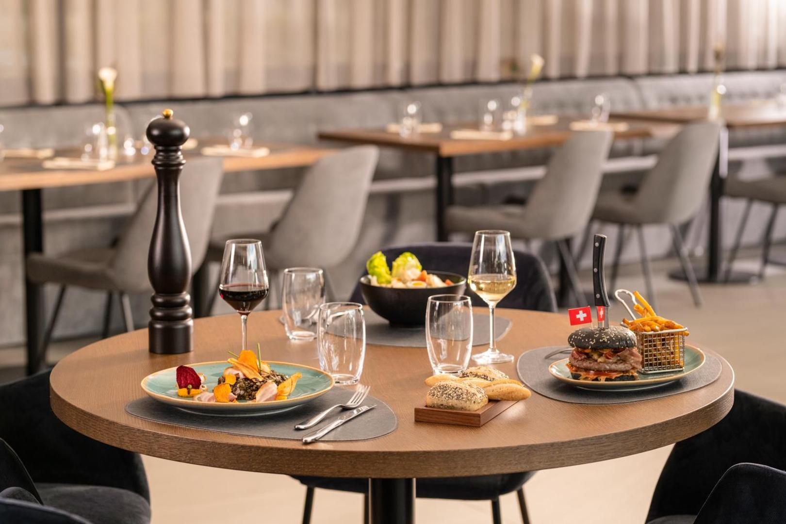 Mercure Geneva Airport Mercure Geneva Airport