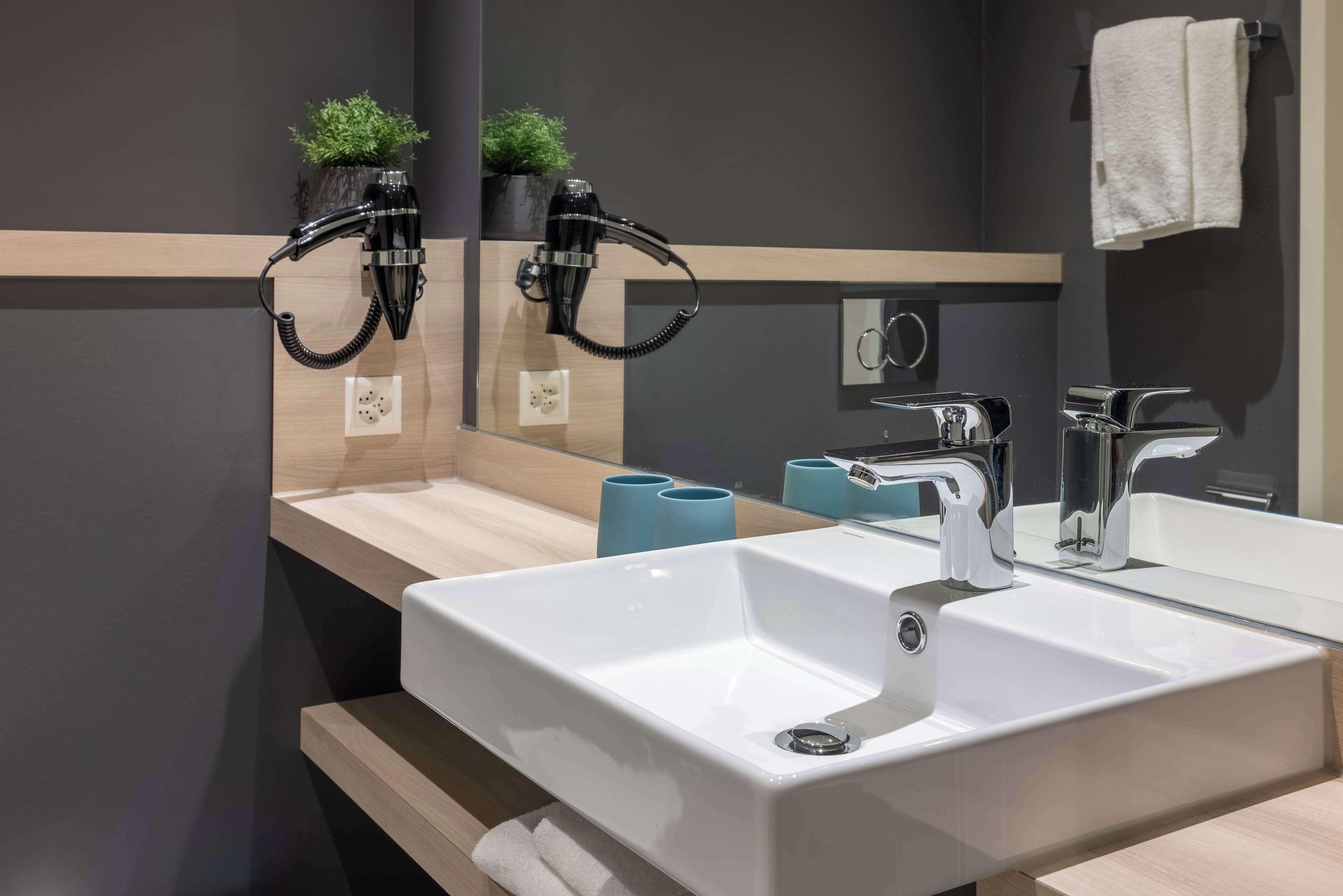 Radisson Hotel & Suites Zurich