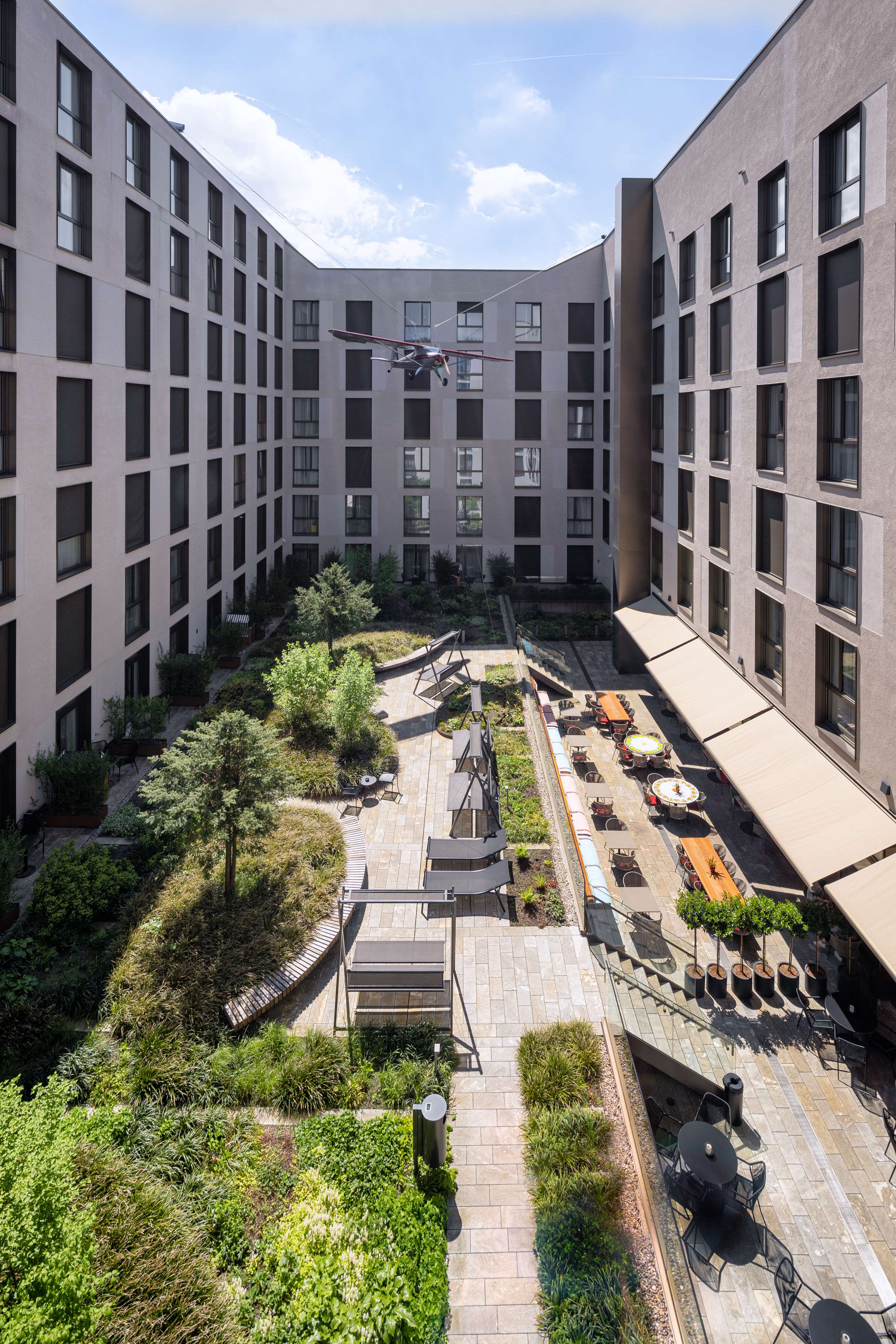 Radisson Hotel & Suites Zurich