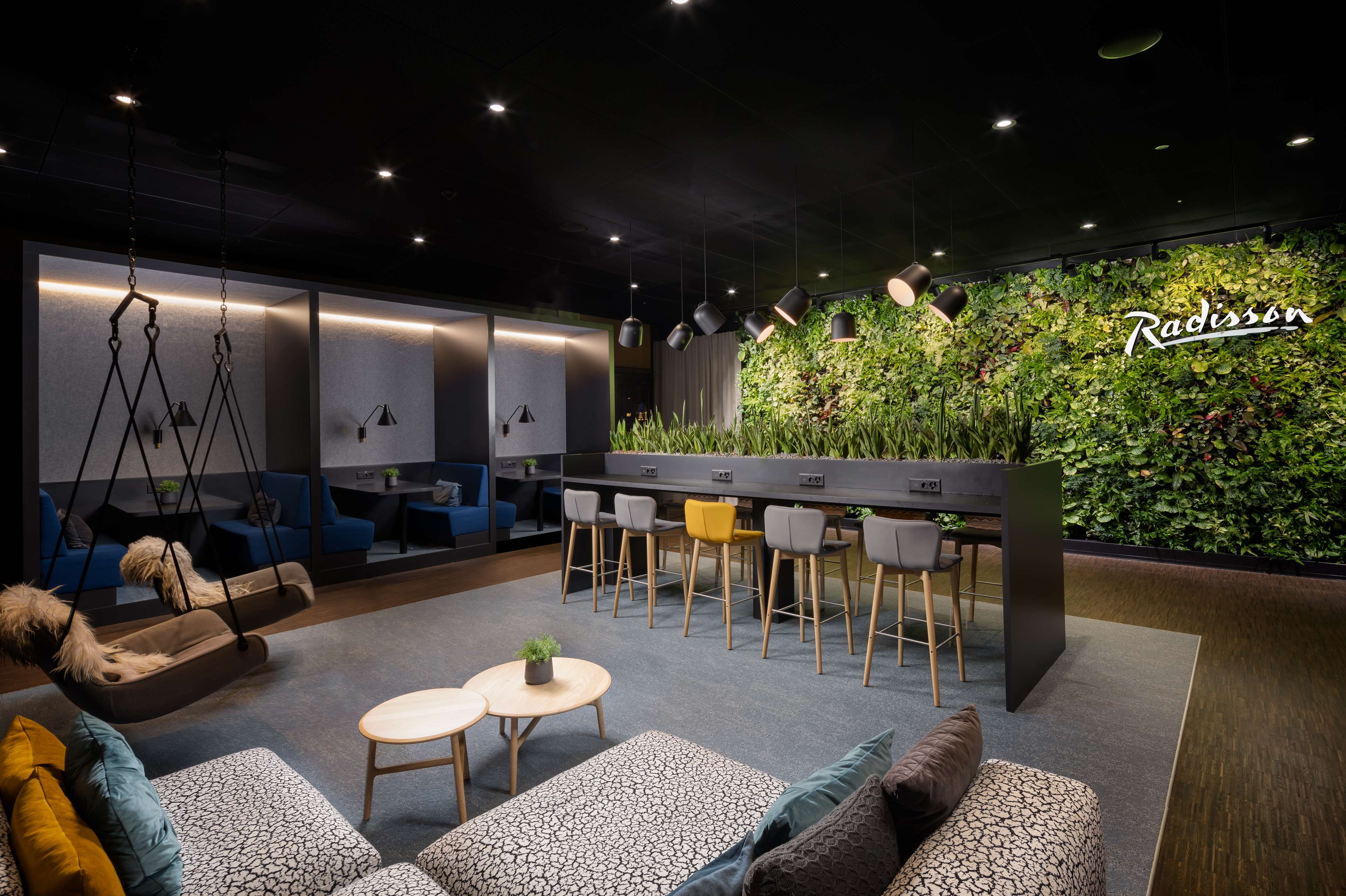 Radisson Hotel & Suites Zurich