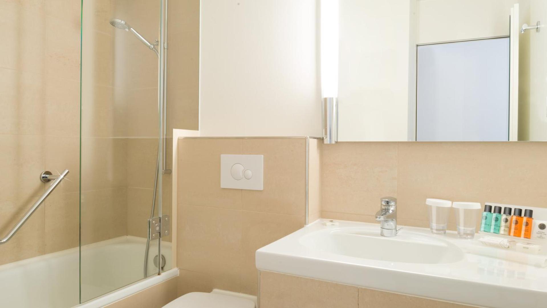 Crowne Plaza Zurich Crowne Plaza Zurich