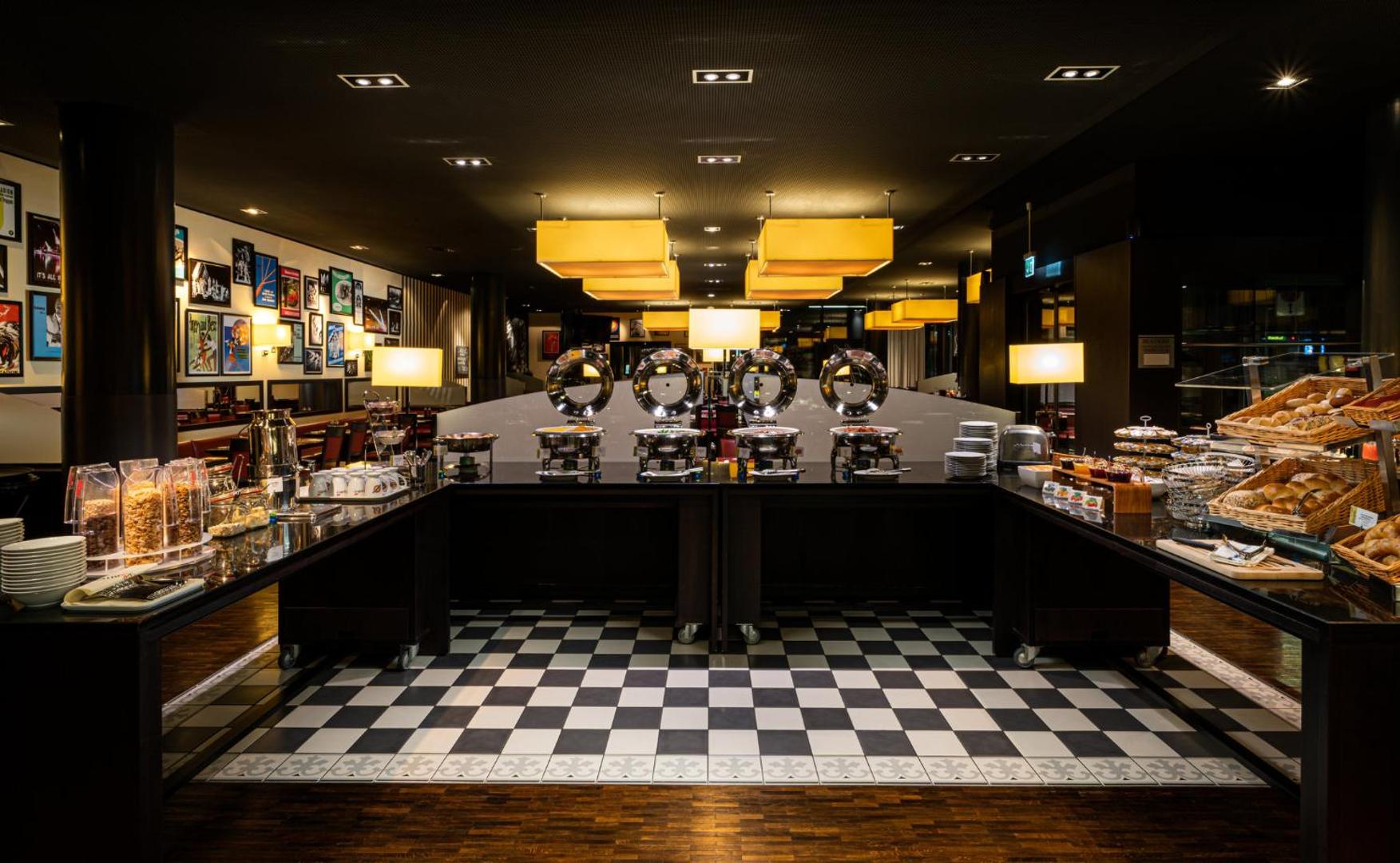 Holiday Inn Zürich Messe Holiday Inn Zürich Messe