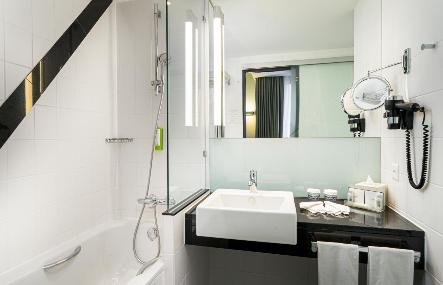 Holiday Inn Zürich Messe Holiday Inn Zürich Messe