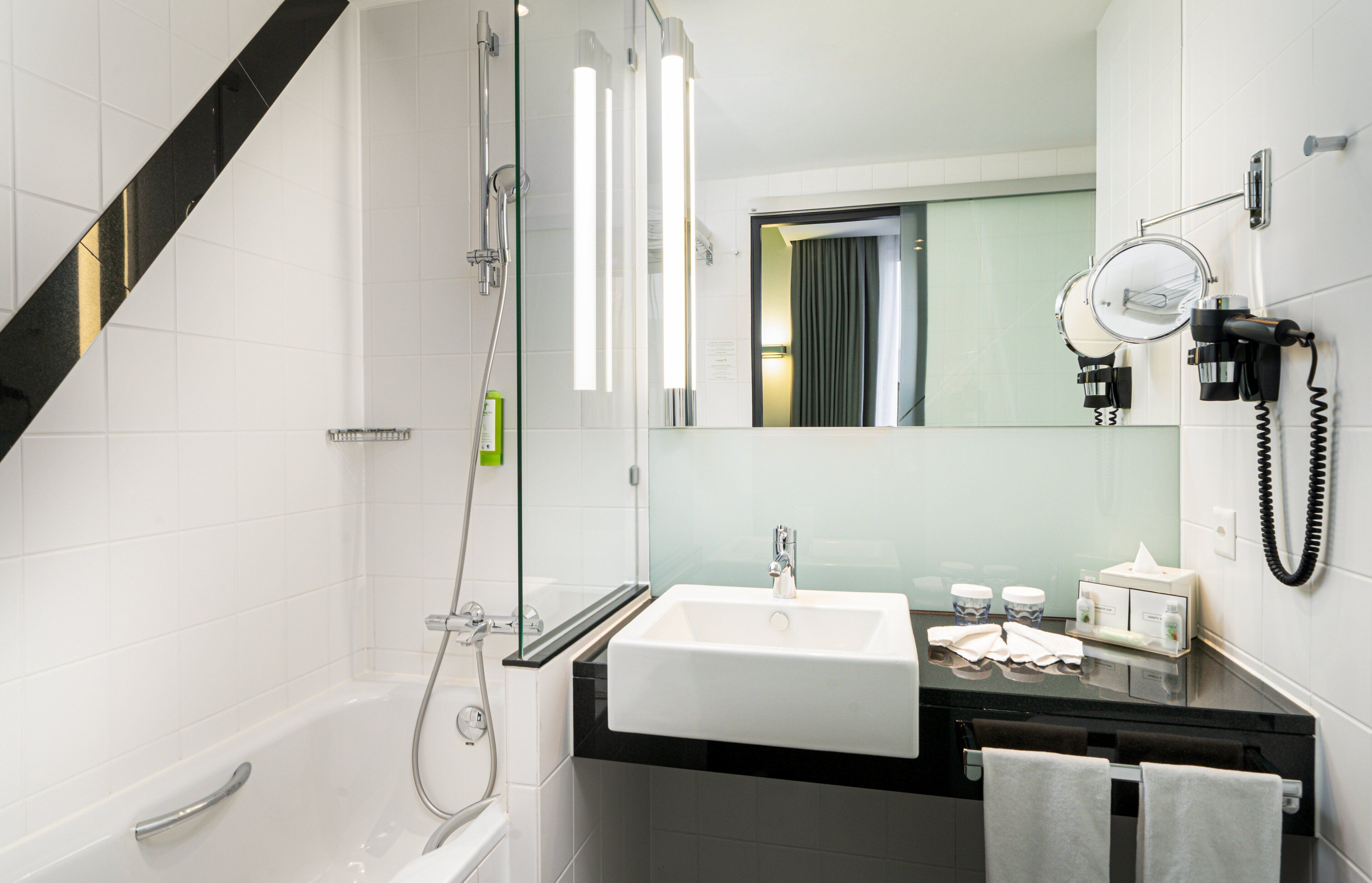 Holiday Inn Zürich Messe Holiday Inn Zürich Messe