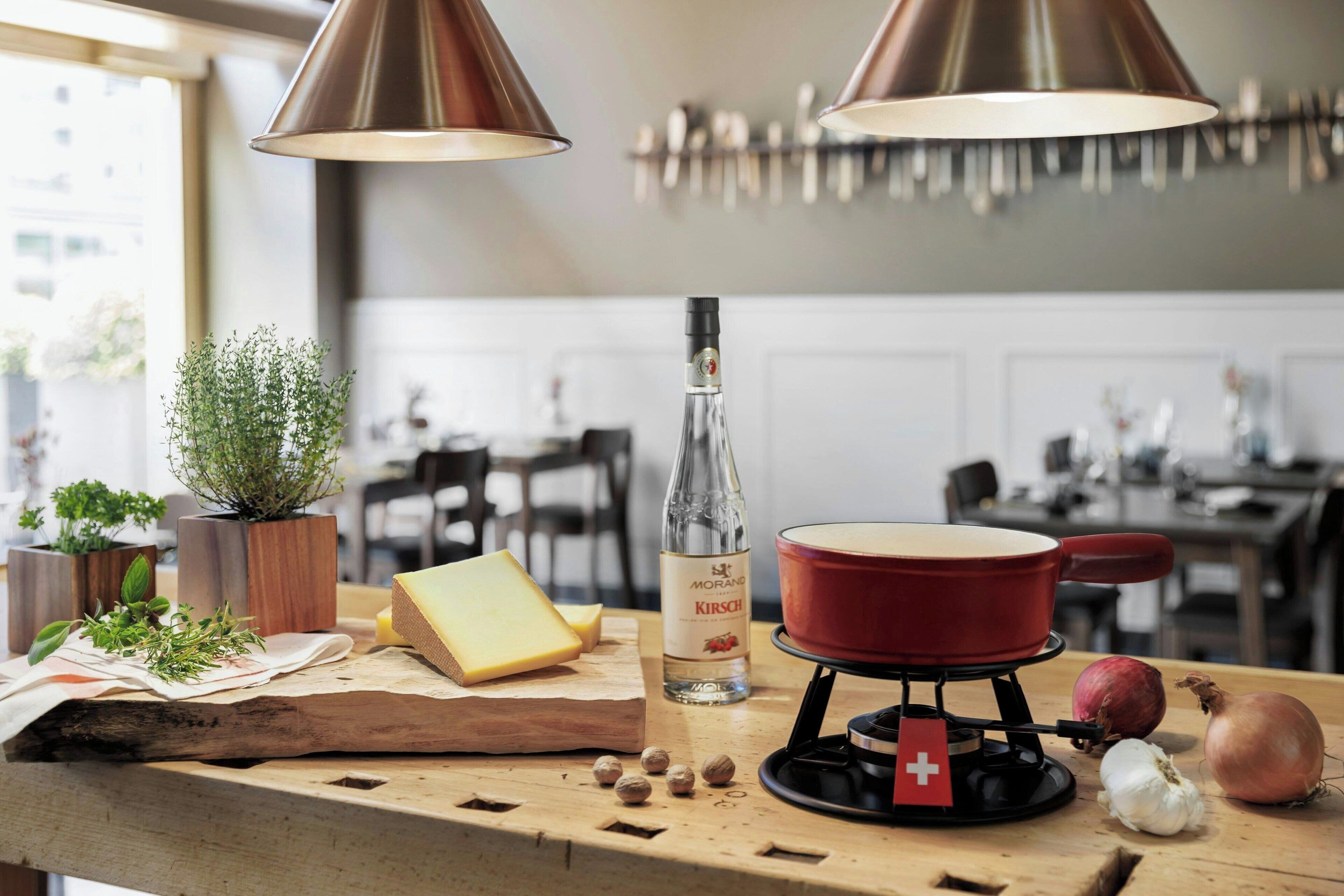 Renaissance Zürich Tower